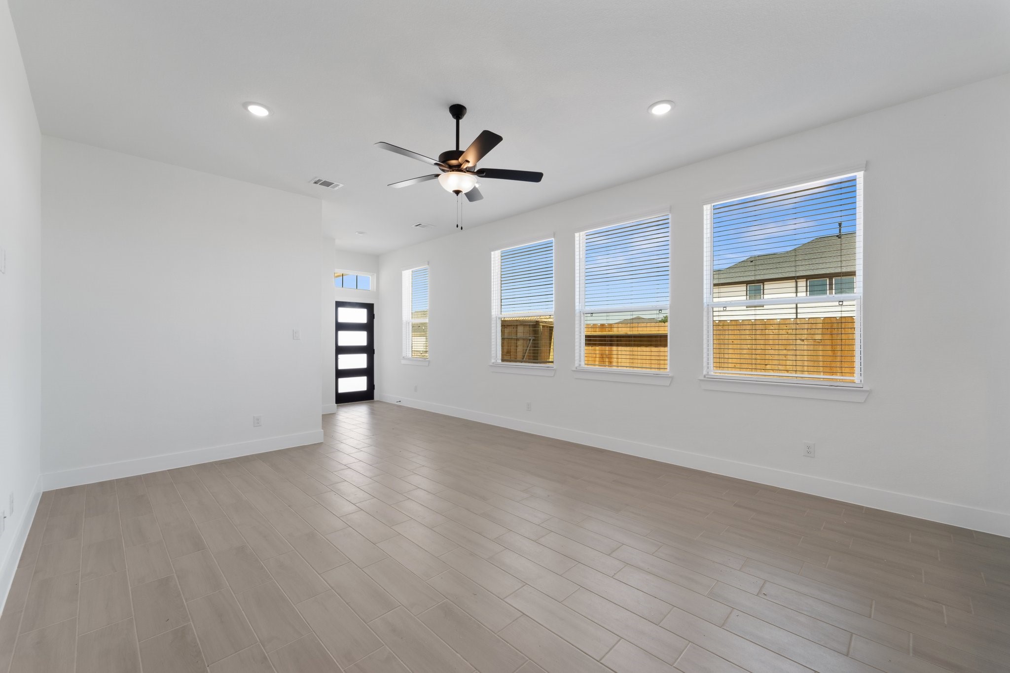 30918 Evening Skye Drive Property Photo 9