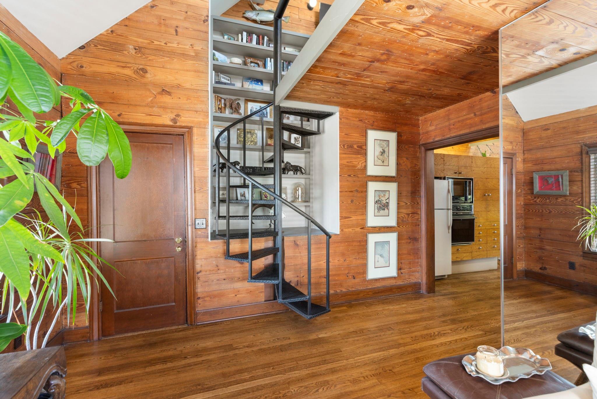 505 Harvard Street Property Photo 22