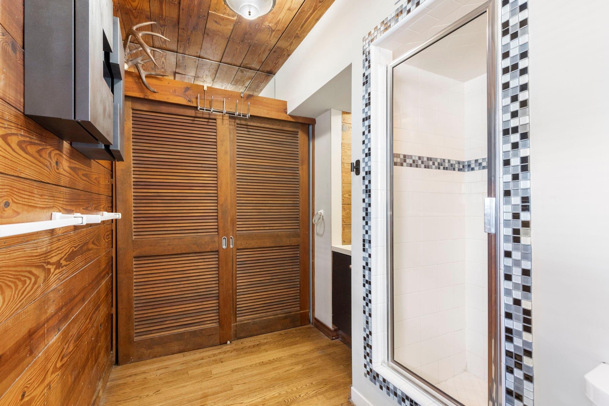 505 Harvard Street Property Photo 32