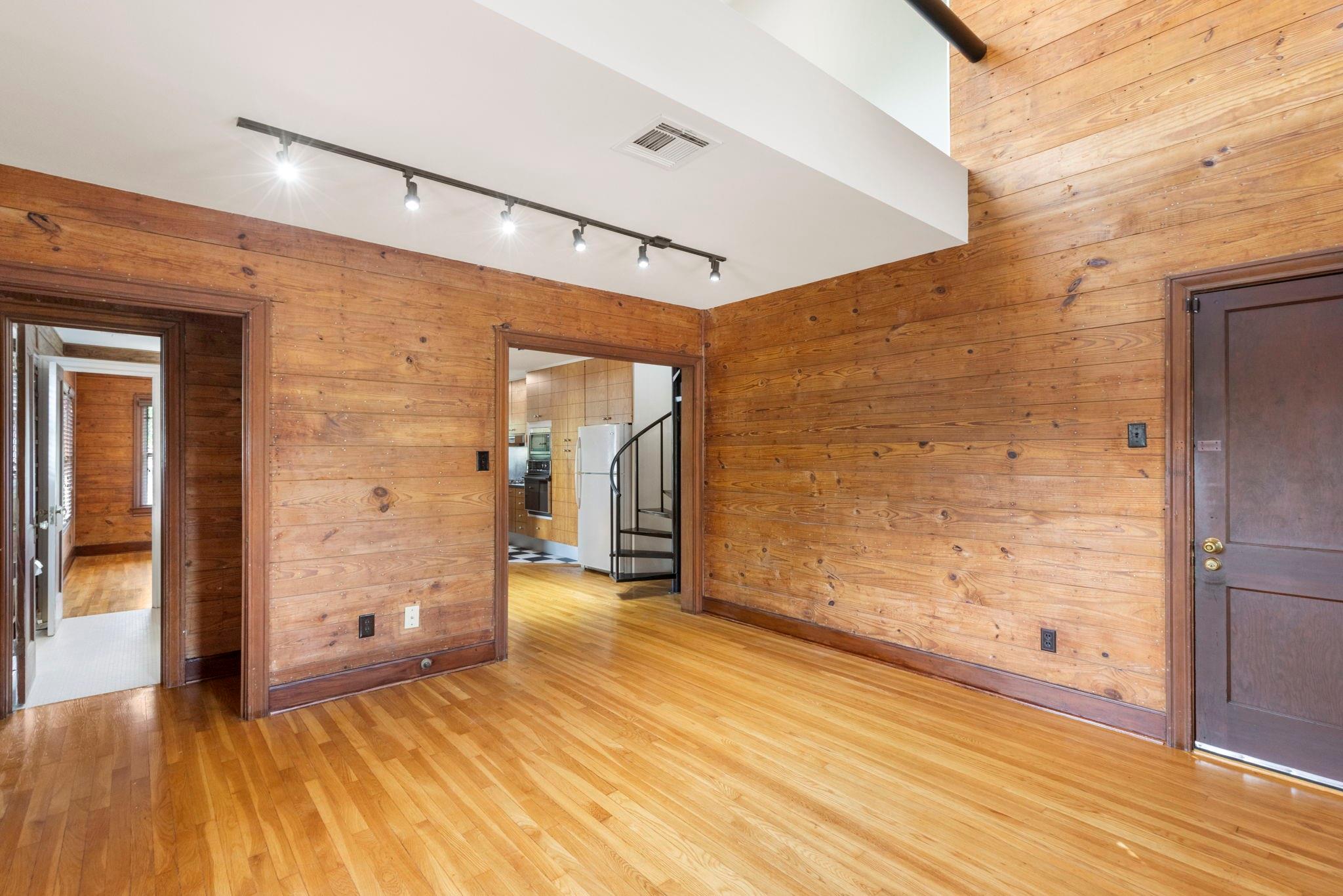 505 Harvard Street Property Photo 37