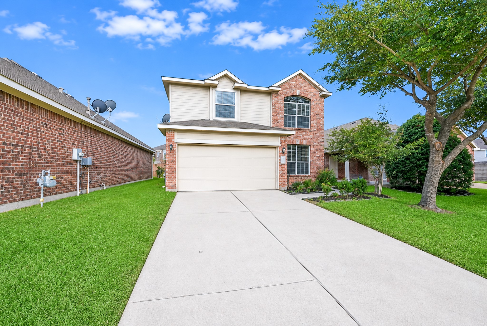 6106 Grassy Haven Lane Property Photo 5