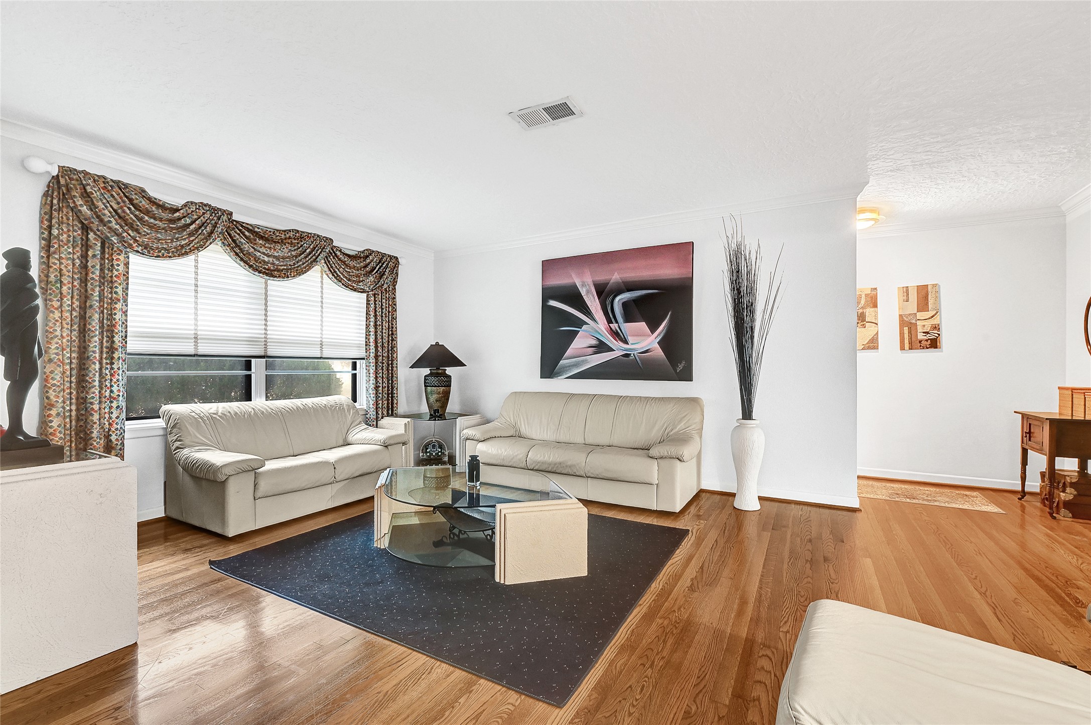 4831 Knickerbocker Street Property Photo 5