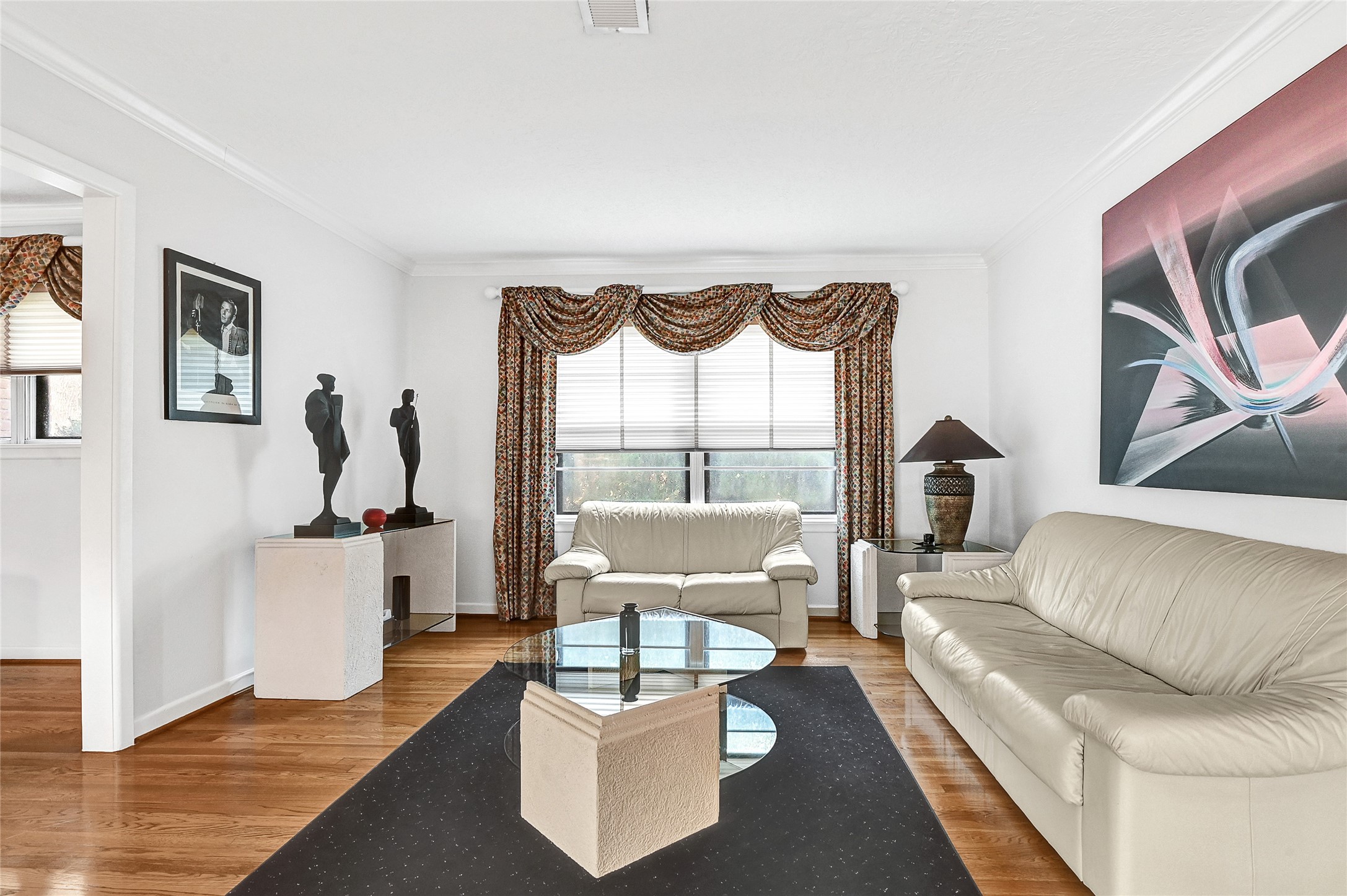 4831 Knickerbocker Street Property Photo 11