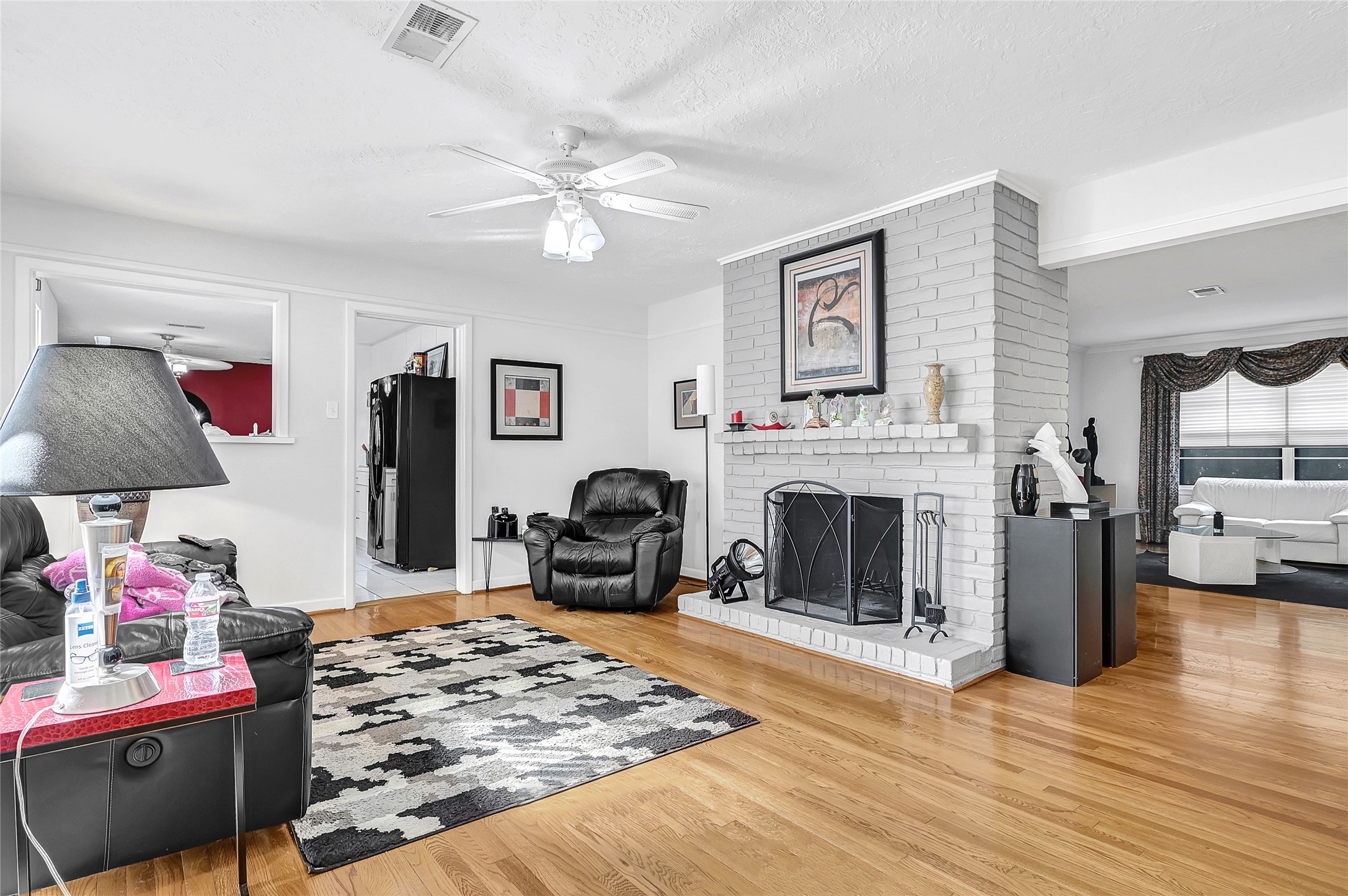 4831 Knickerbocker Street Property Photo 17