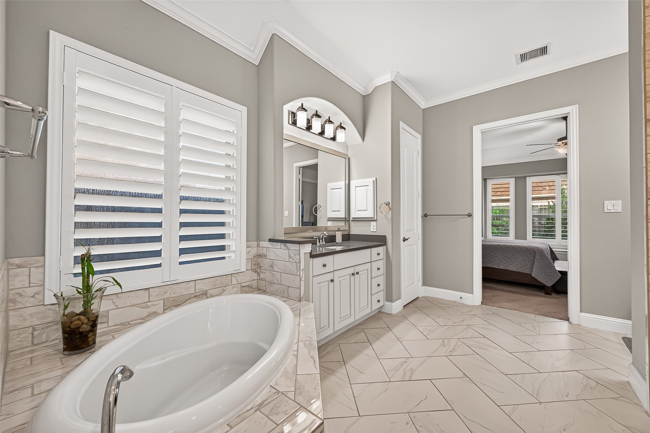 18307 Whispering Sails Court Property Photo 16