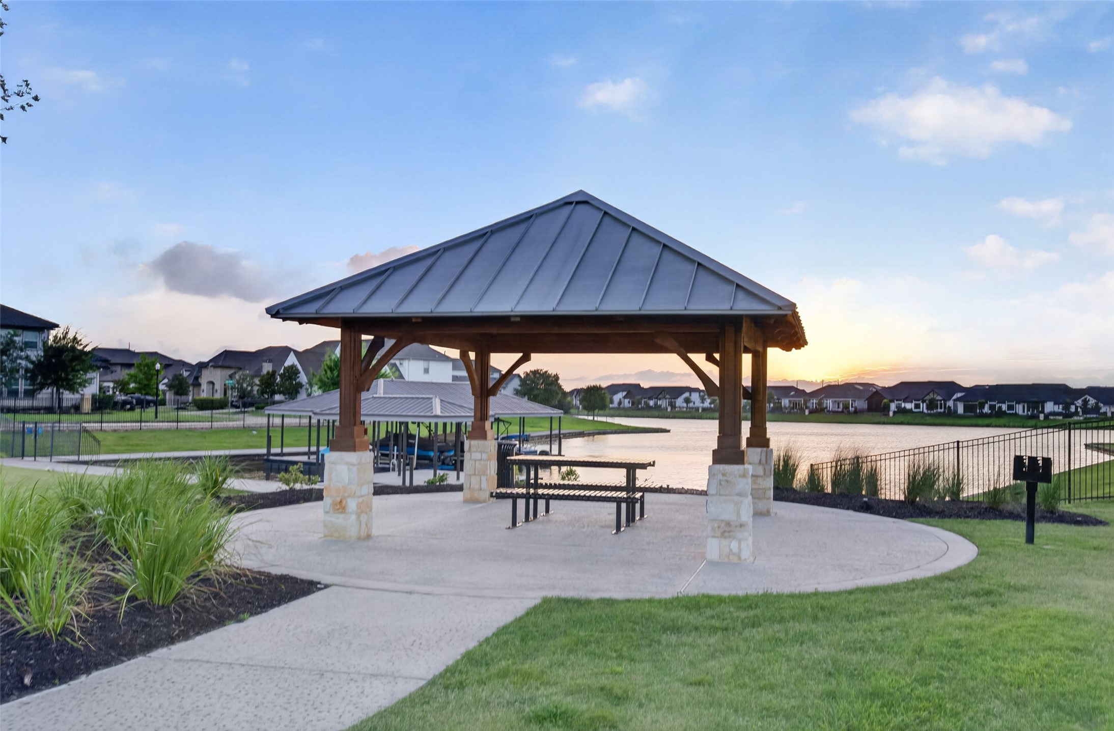 18307 Whispering Sails Court Property Photo 36