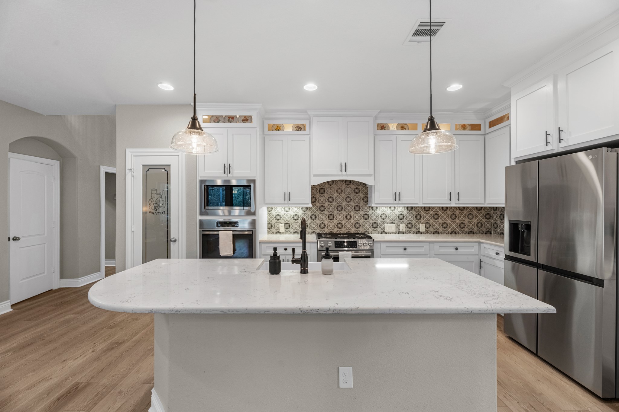 114 Red Eagle Court Property Photo 8