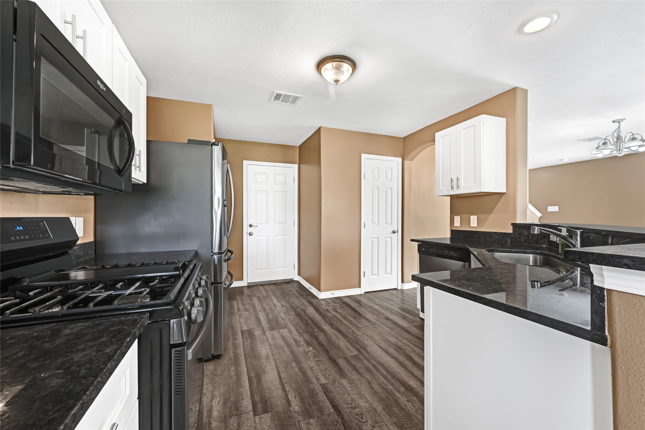 13218 Ambrosa Drive Property Photo 10