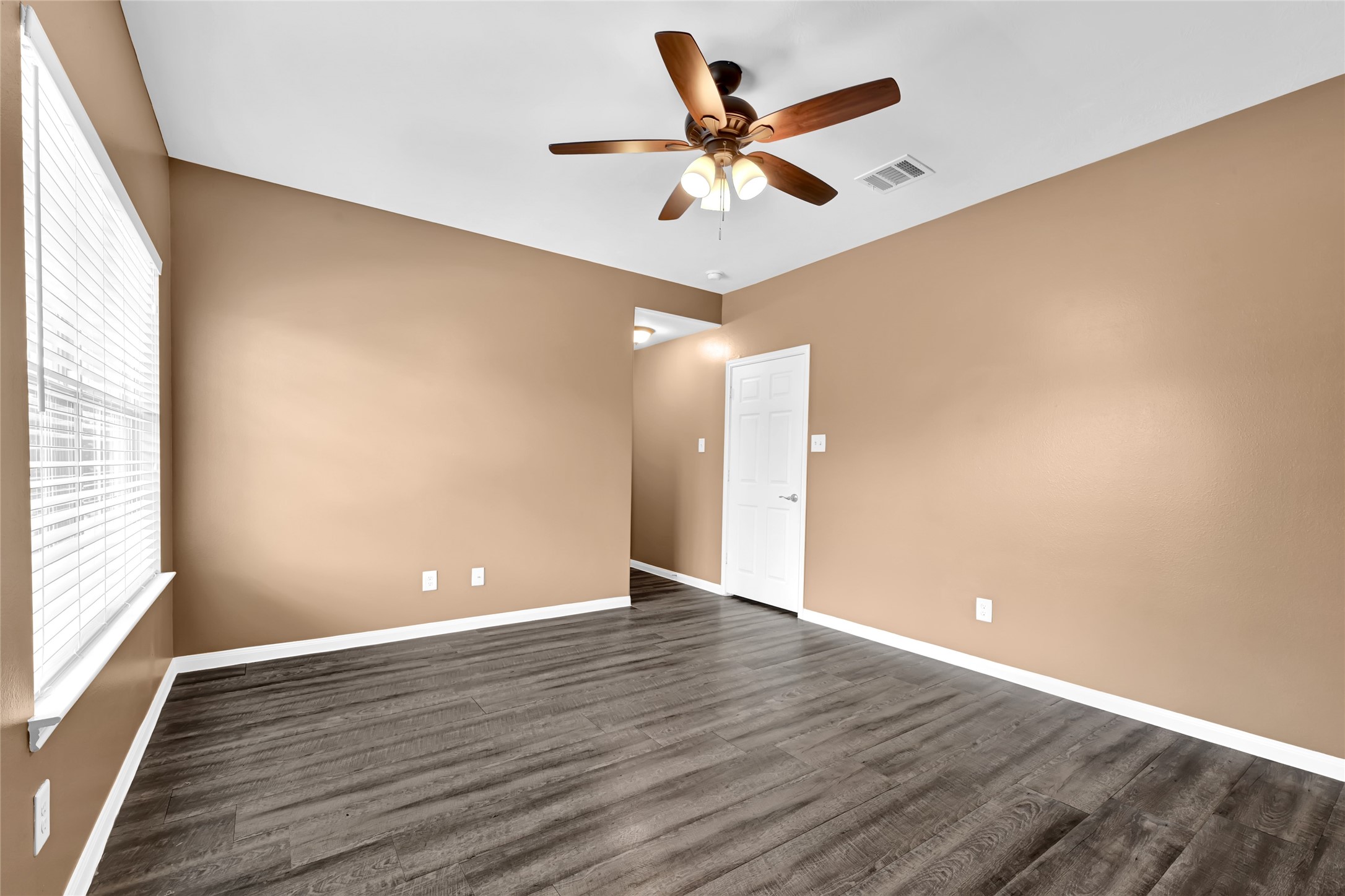 13218 Ambrosa Drive Property Photo 20