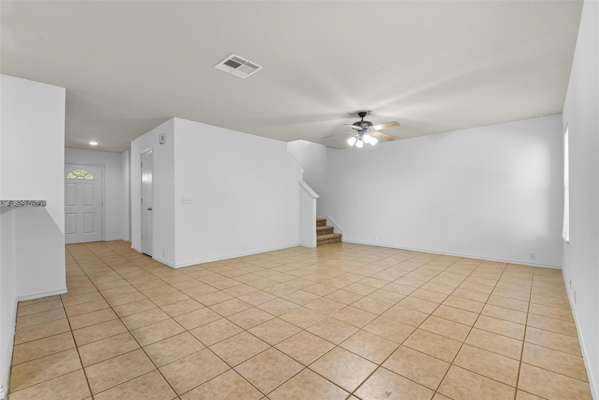 822 Grand Plains Drive Property Photo 5