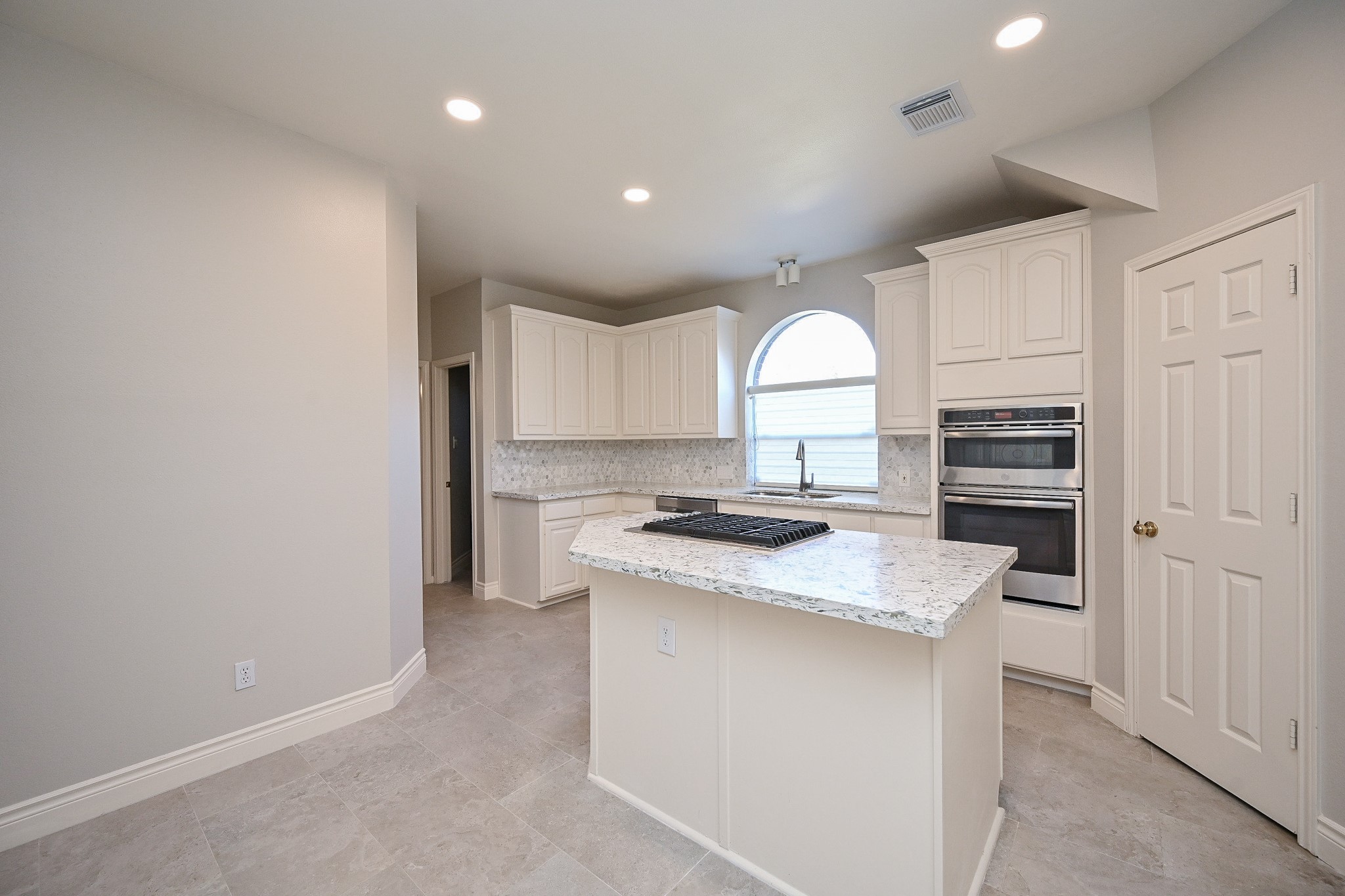 4710 April Meadow Way Property Photo 16