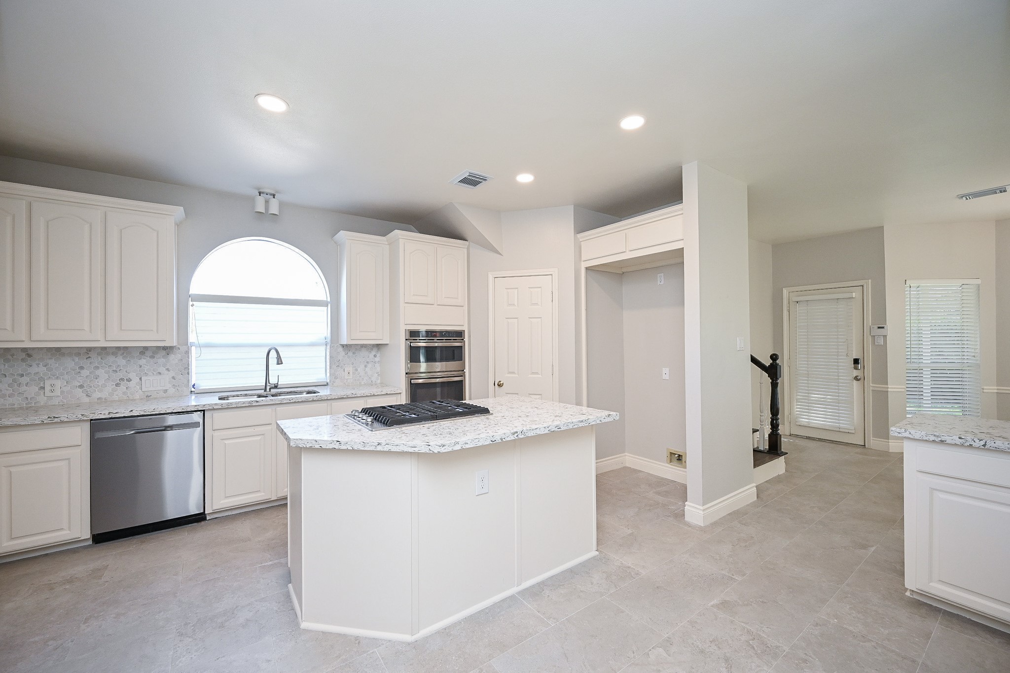 4710 April Meadow Way Property Photo 18