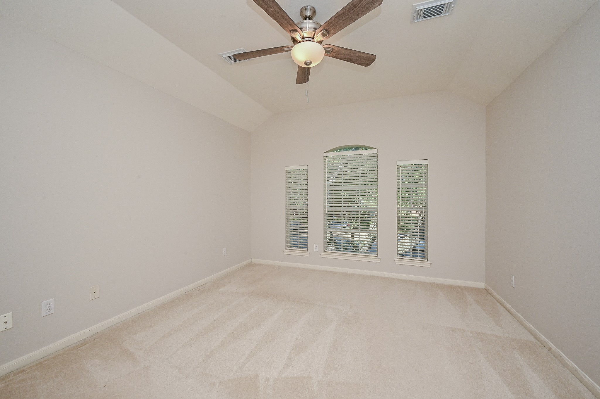 4710 April Meadow Way Property Photo 37