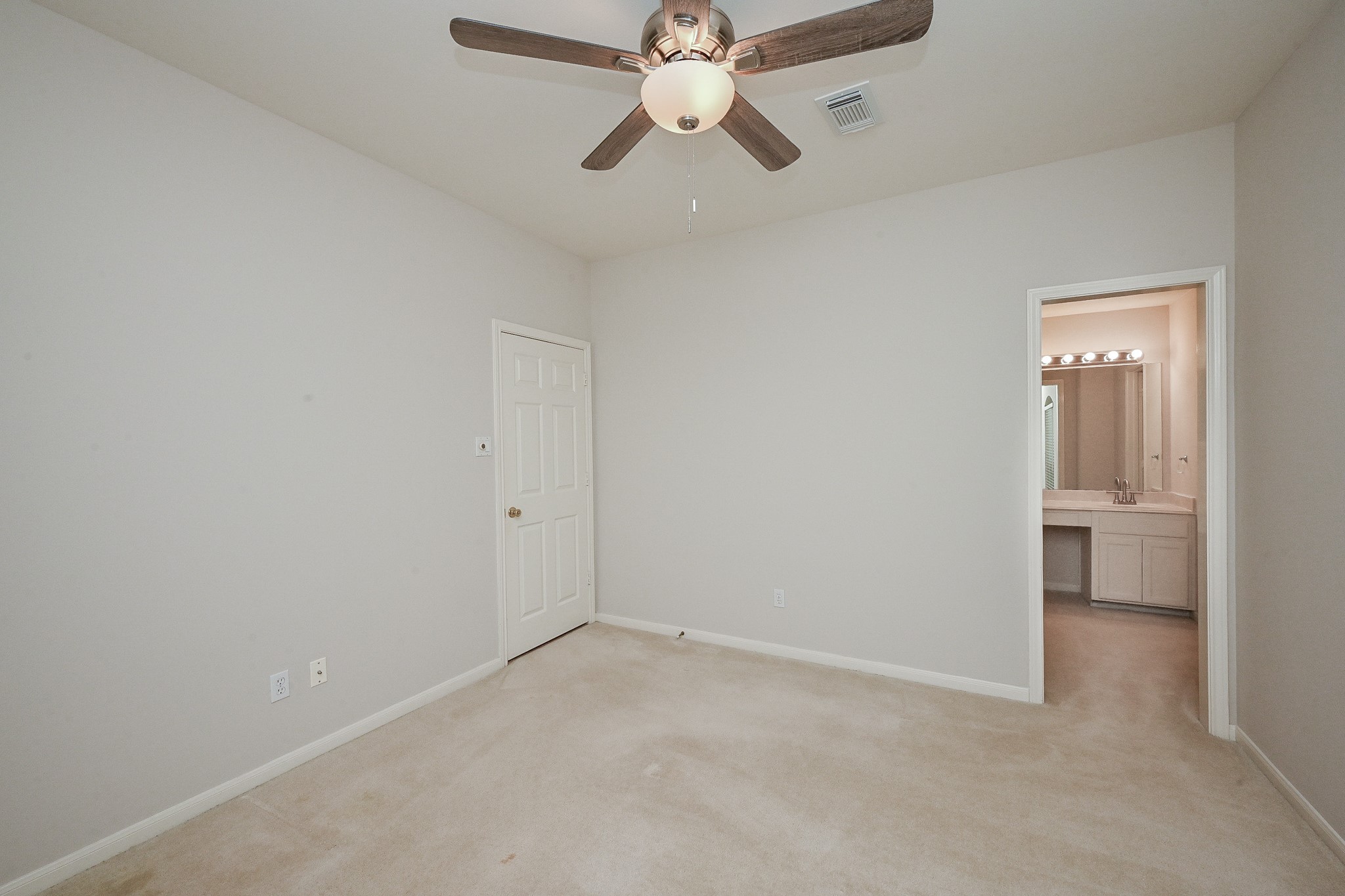 4710 April Meadow Way Property Photo 40