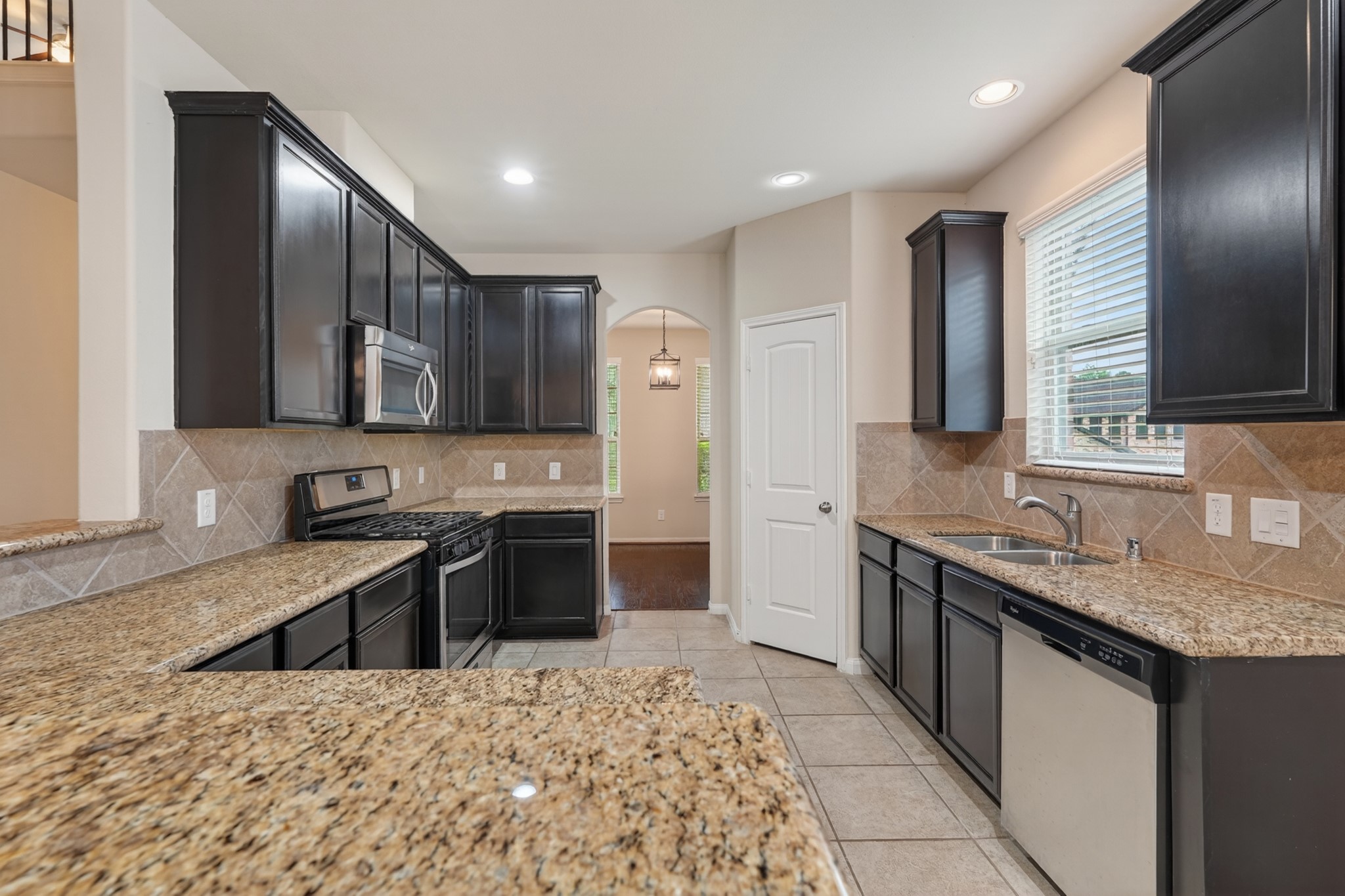 13302 Hidden Valley Drive Property Photo 9