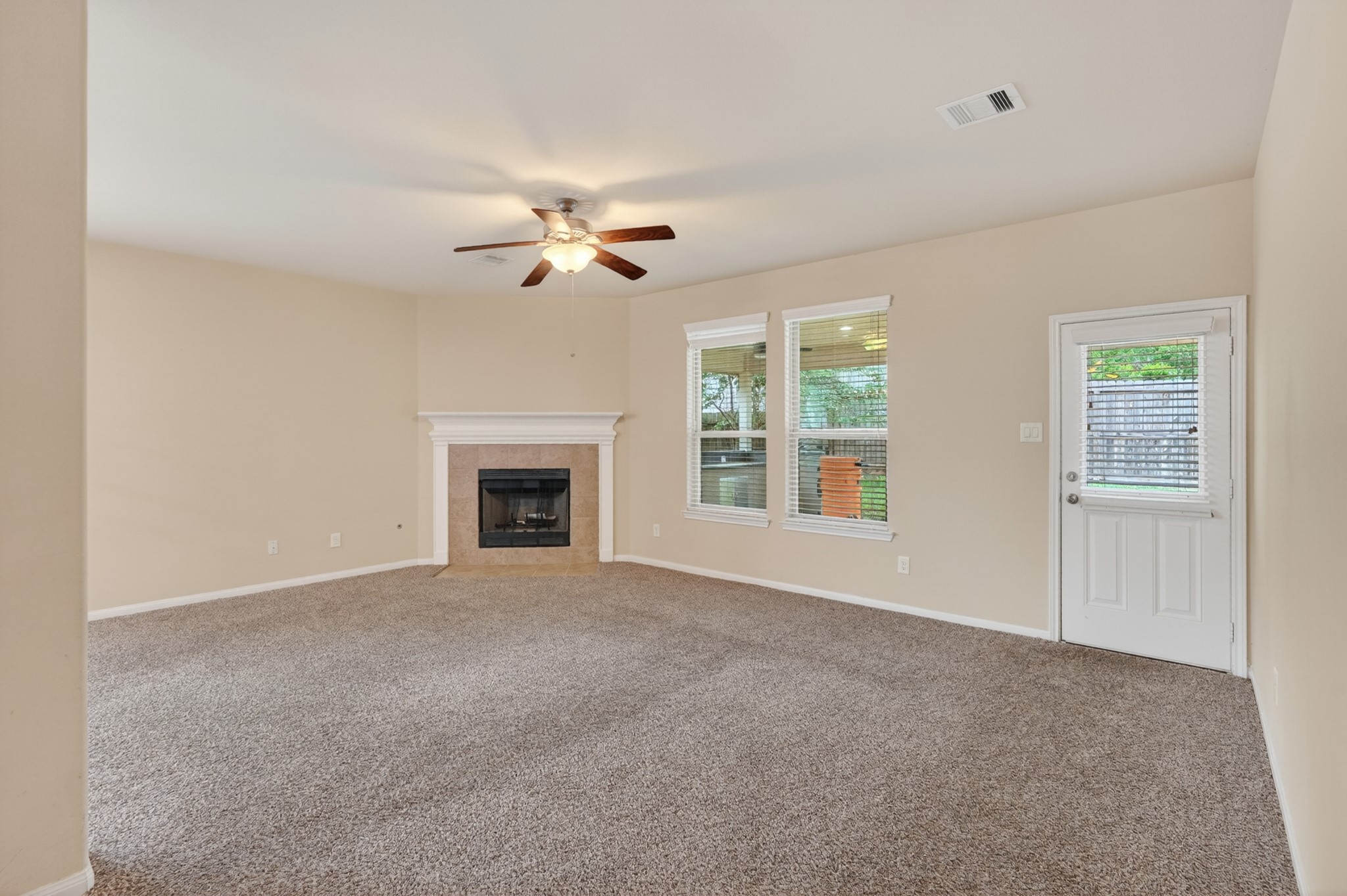 13302 Hidden Valley Drive Property Photo 19