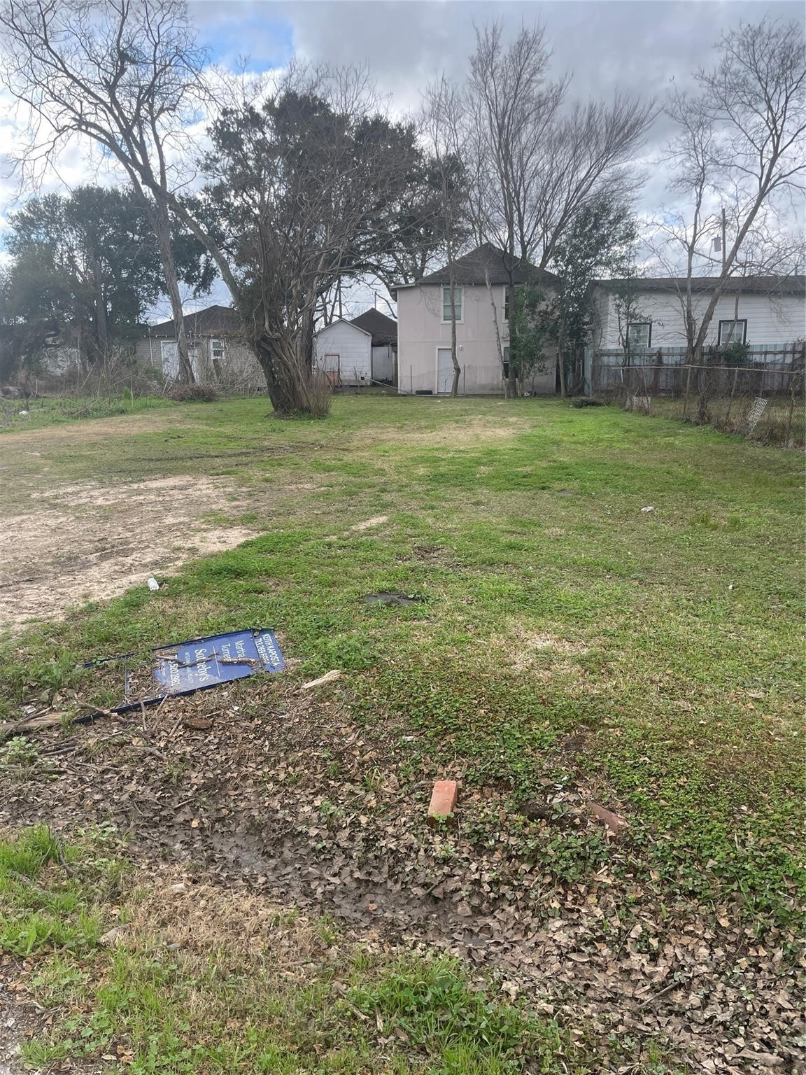 2507 Kirk Street Property Photo