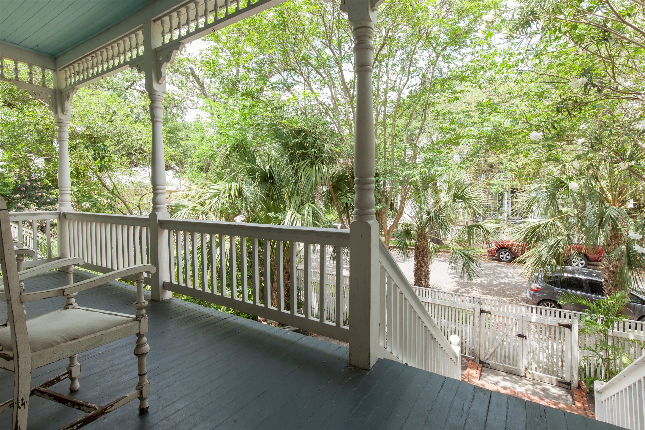 2419 Avenue L Property Photo 14