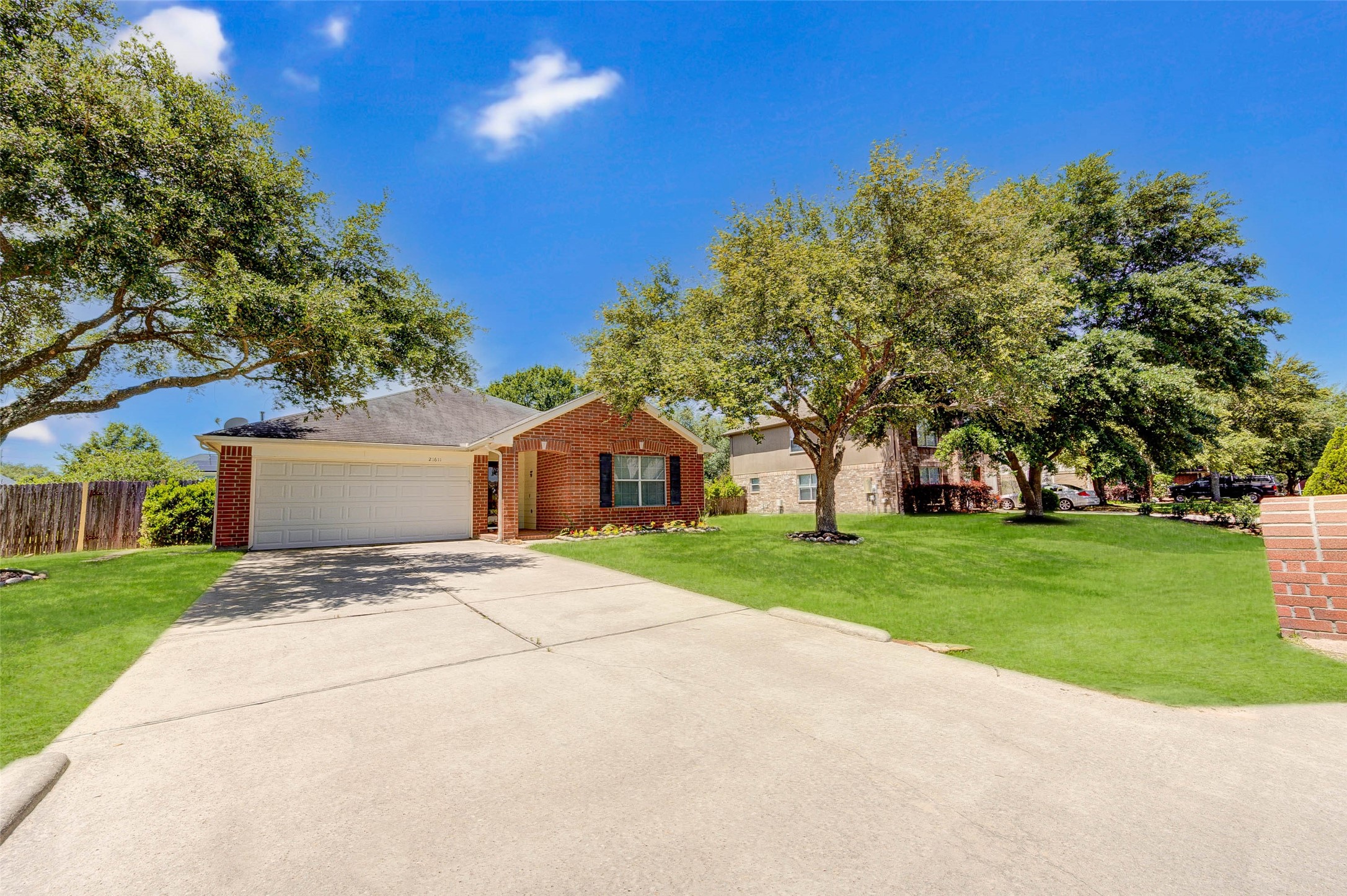 21611 Country Club Green Way Property Photo 1