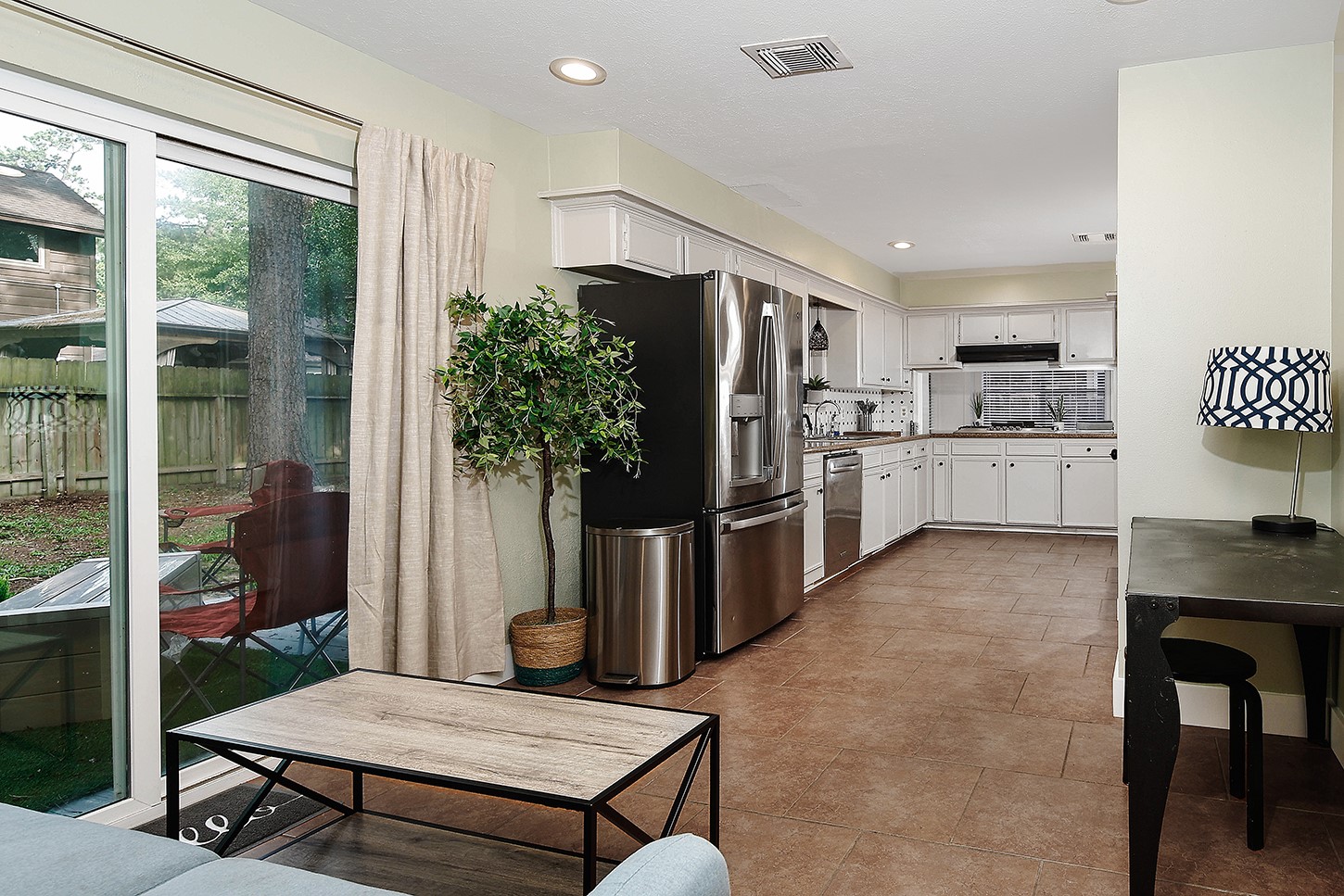 103 N Deerfoot Circle Property Photo 7