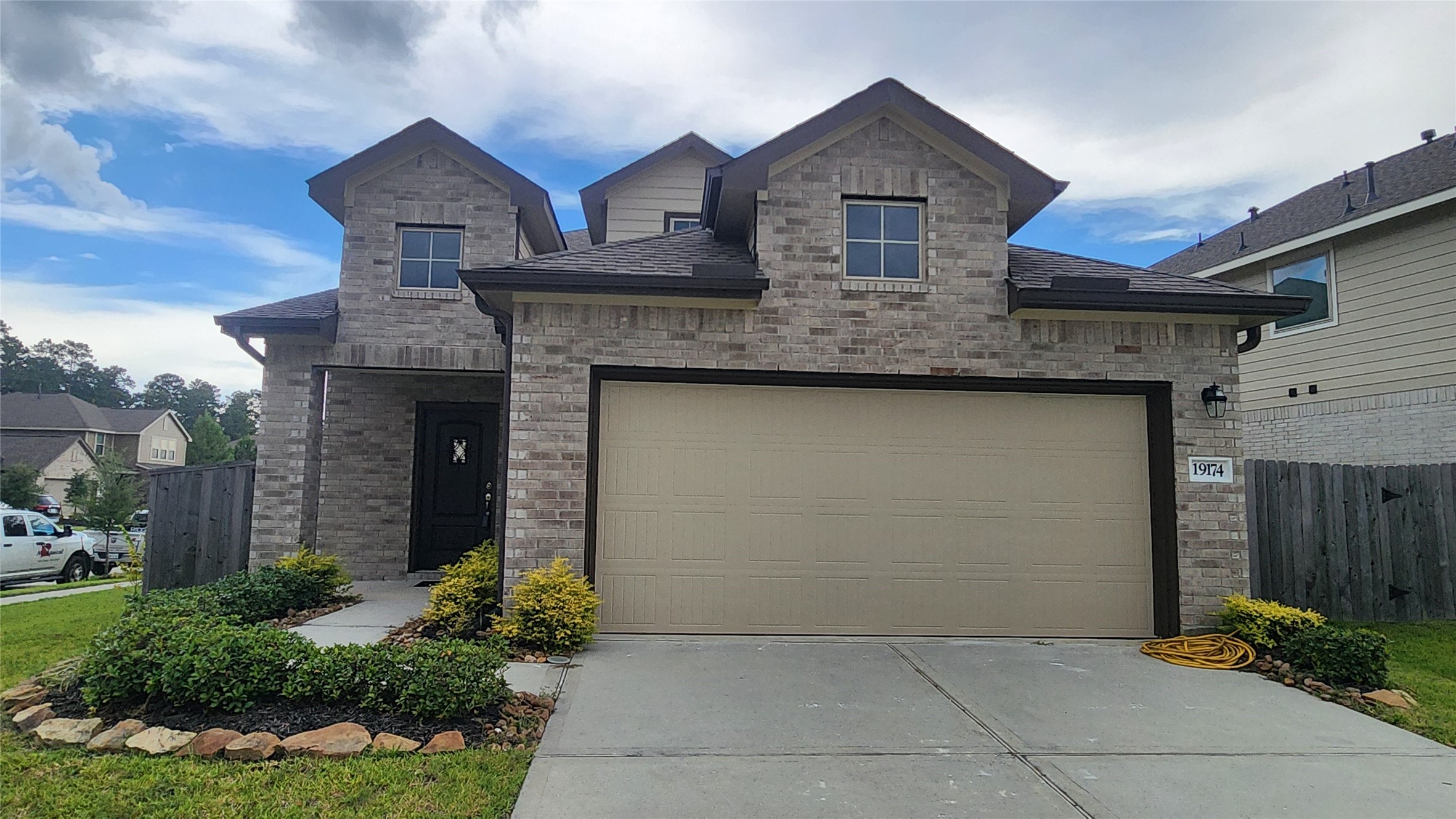 19174 Sangro Drive Property Photo 2