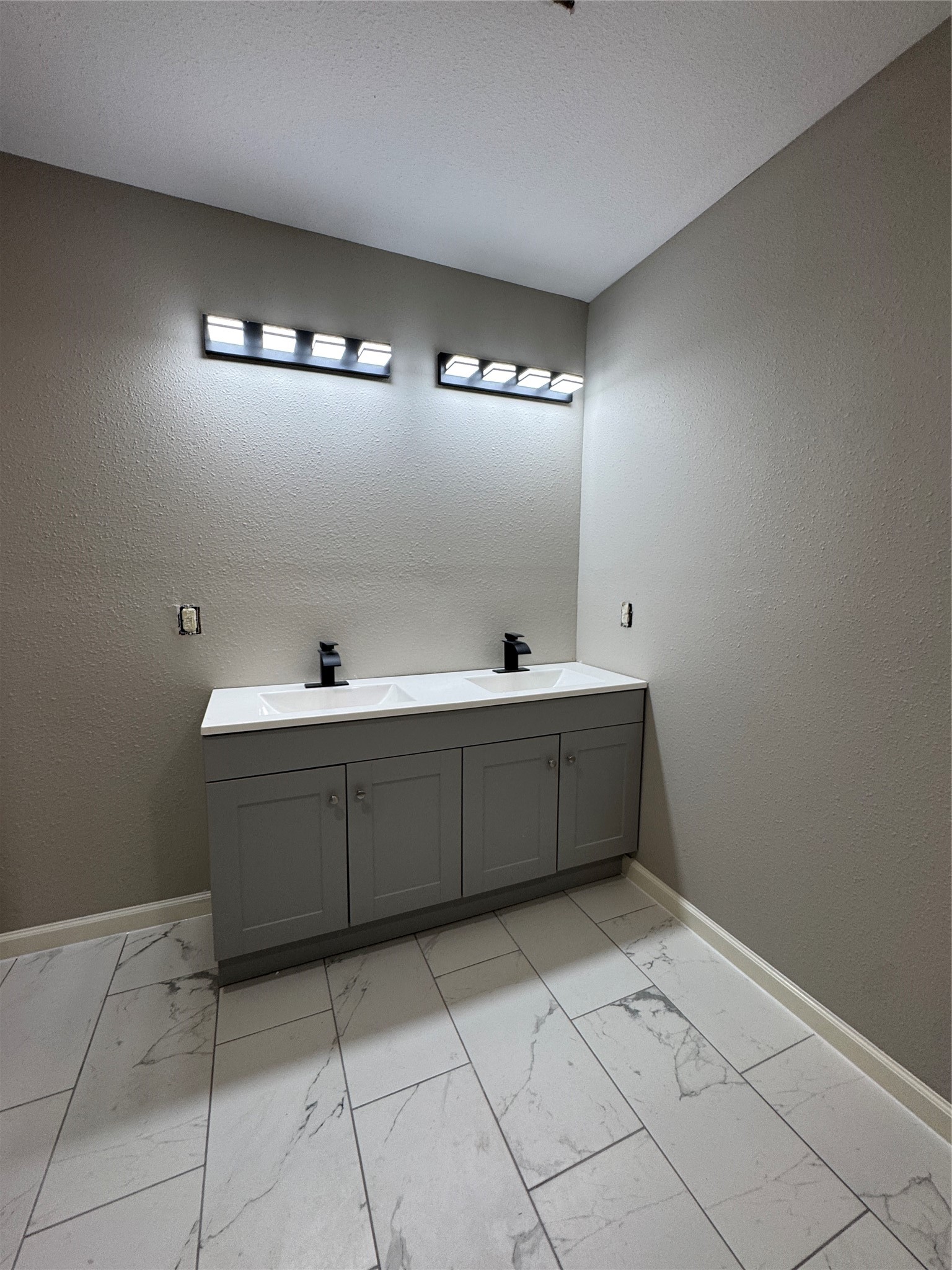 4701 Cherry Street Property Photo 23