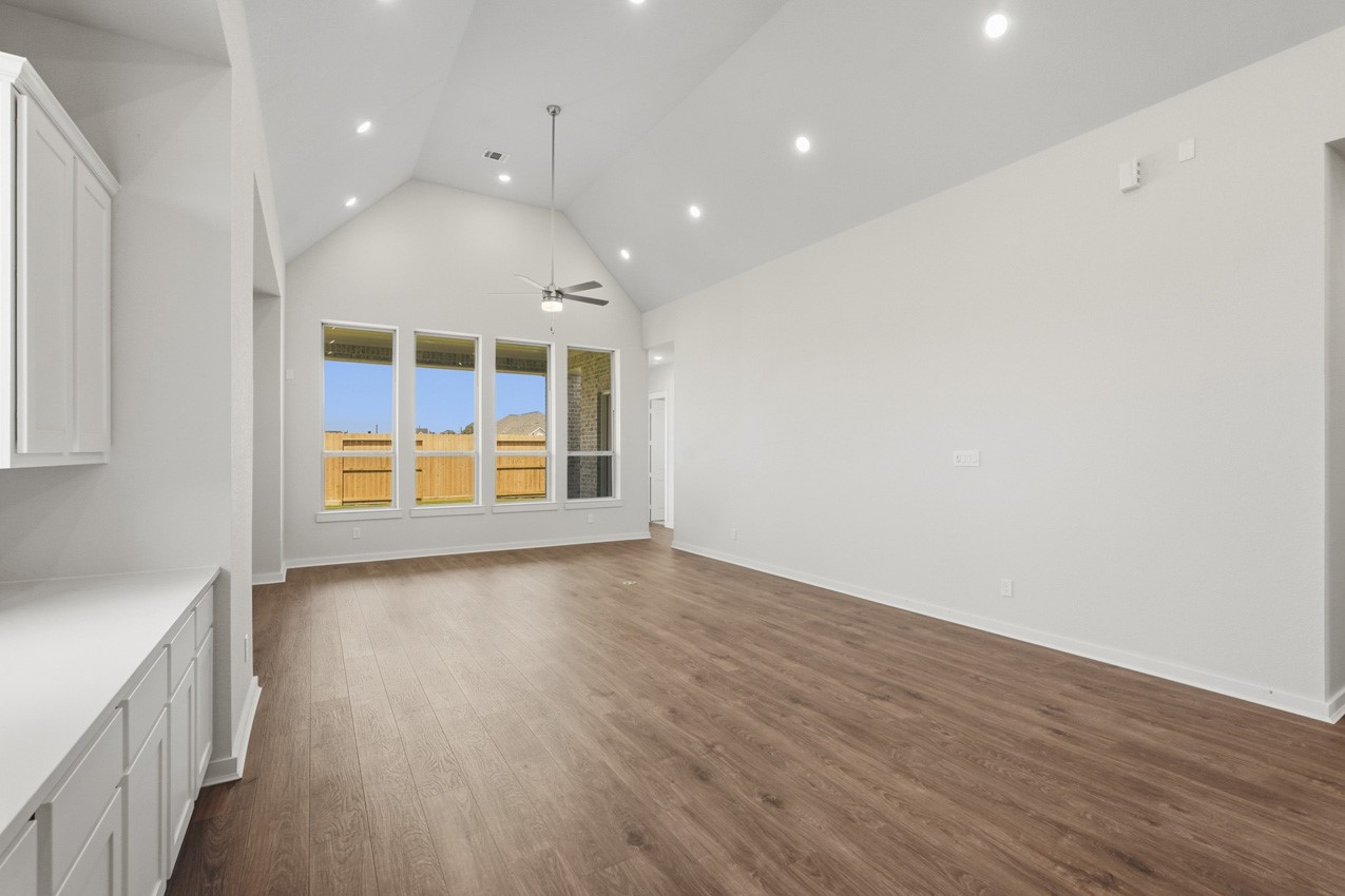 12222 Hudson Drive Property Photo 7
