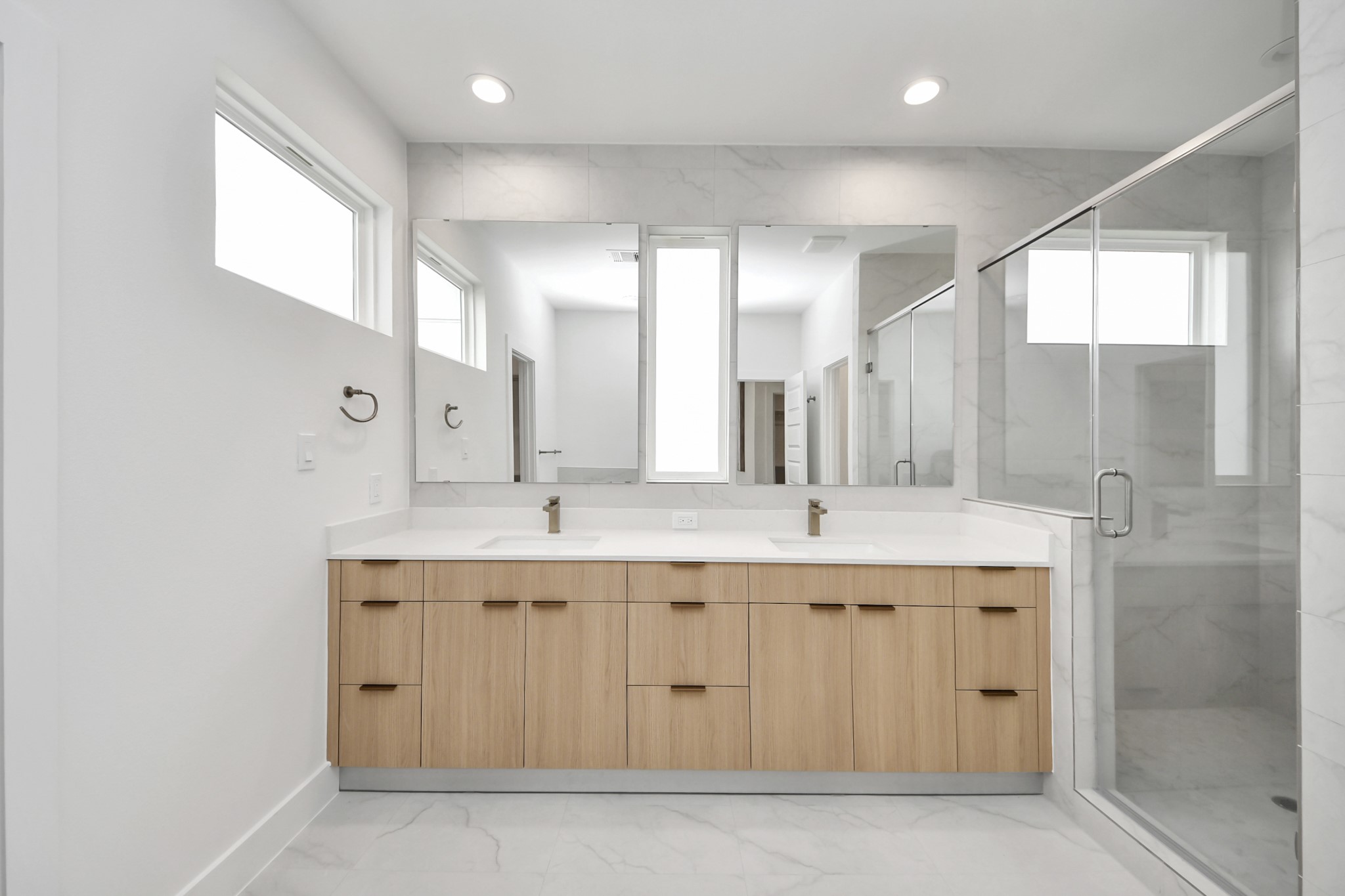9123 La Pau Lane Property Photo 33
