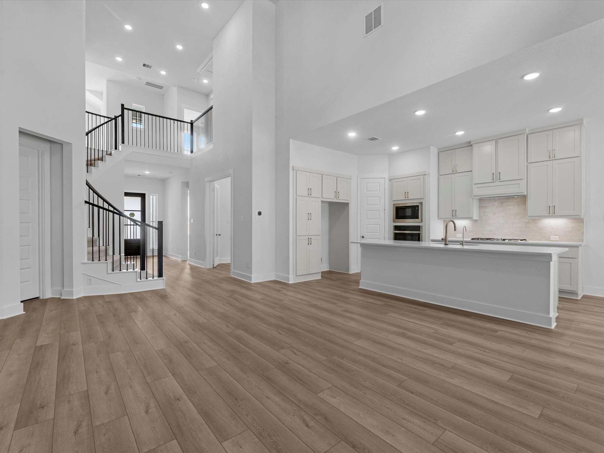 17530 Fogwood Creek Way Property Photo 7