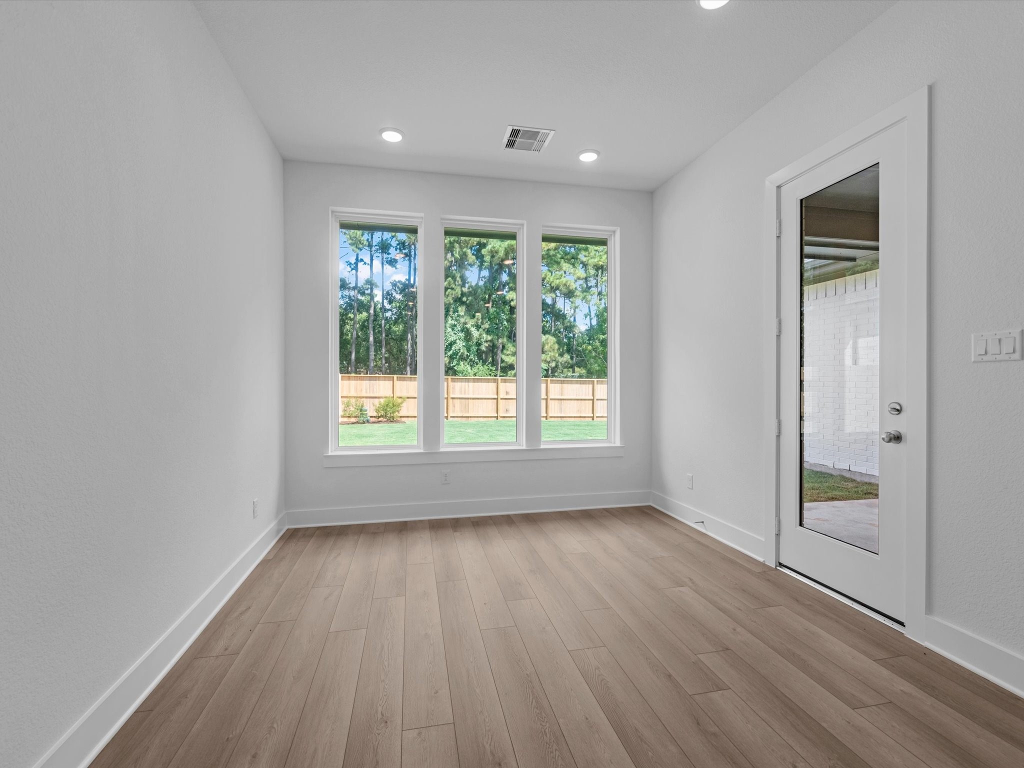 17530 Fogwood Creek Way Property Photo 9