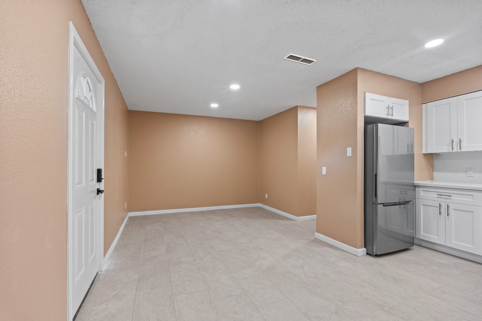 6713 Biggs Court Property Photo 13