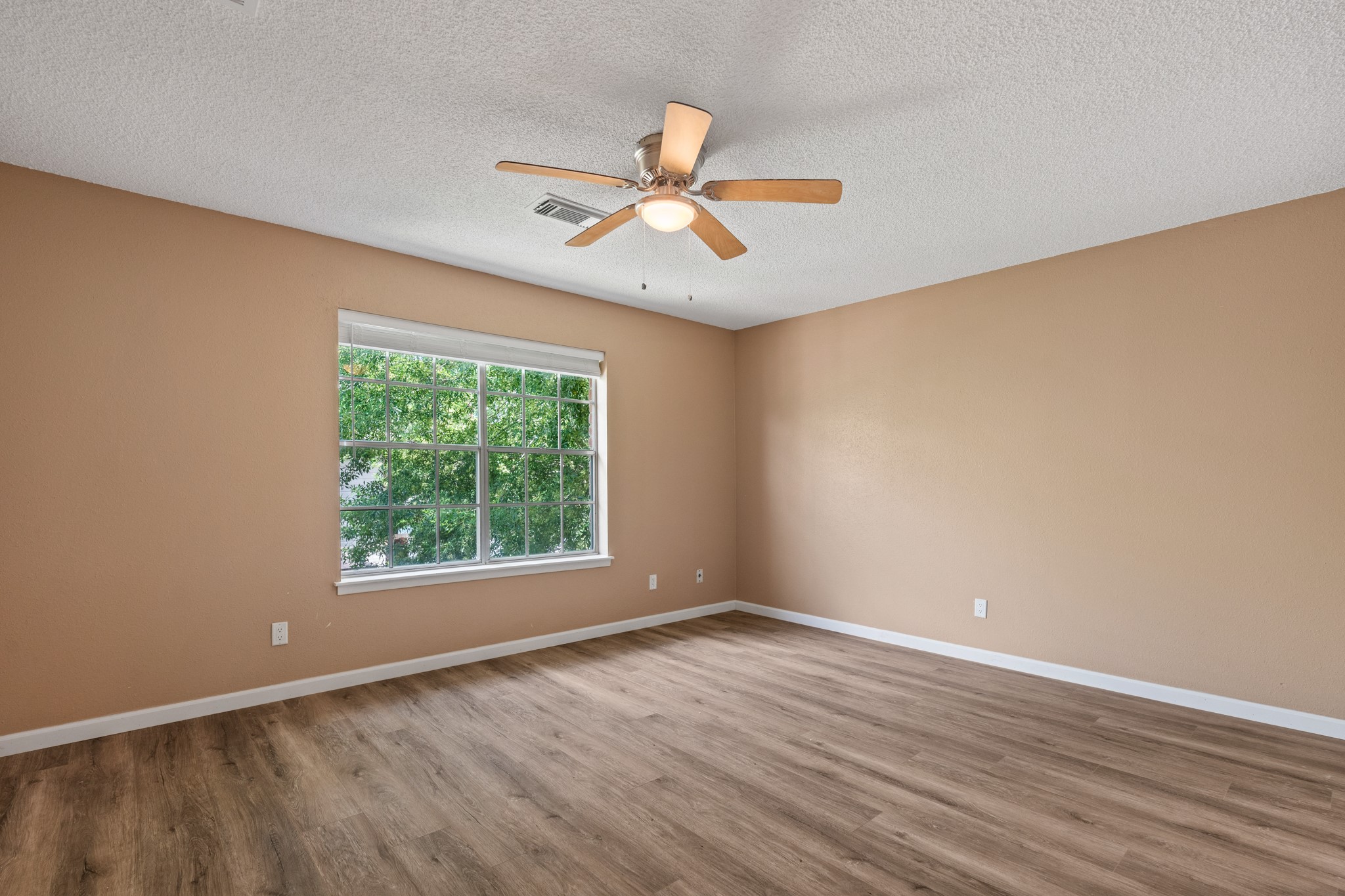 6713 Biggs Court Property Photo 19