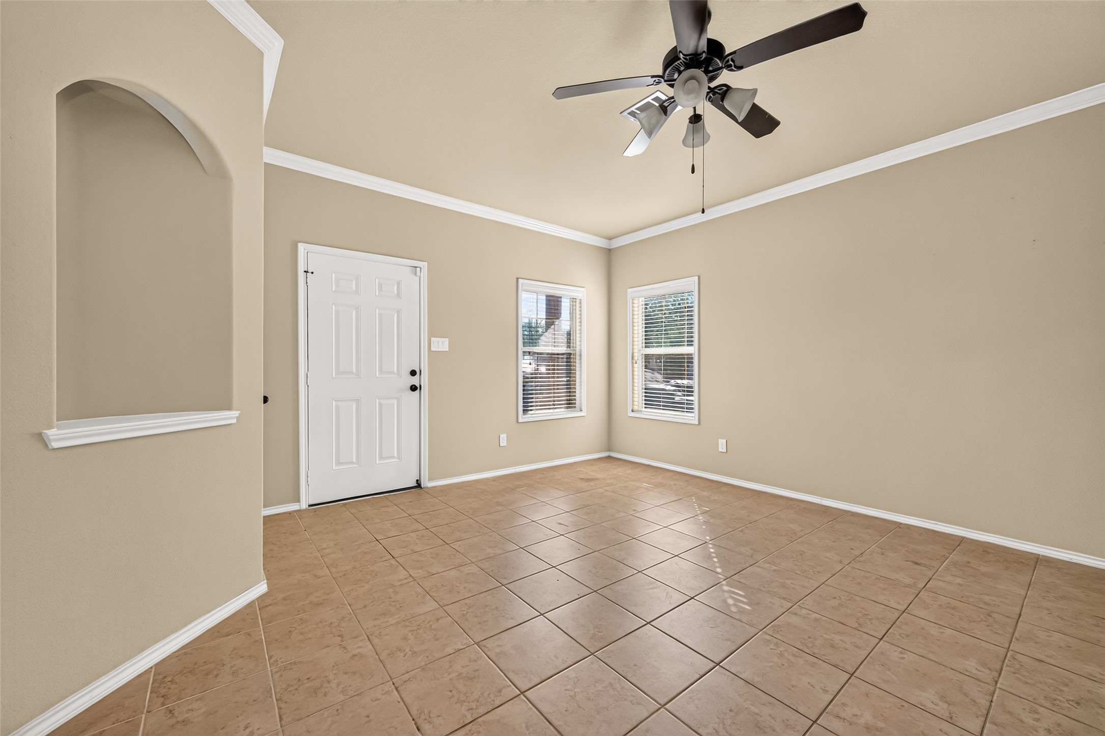 23527 Jasmine Terrace Drive Property Photo 9