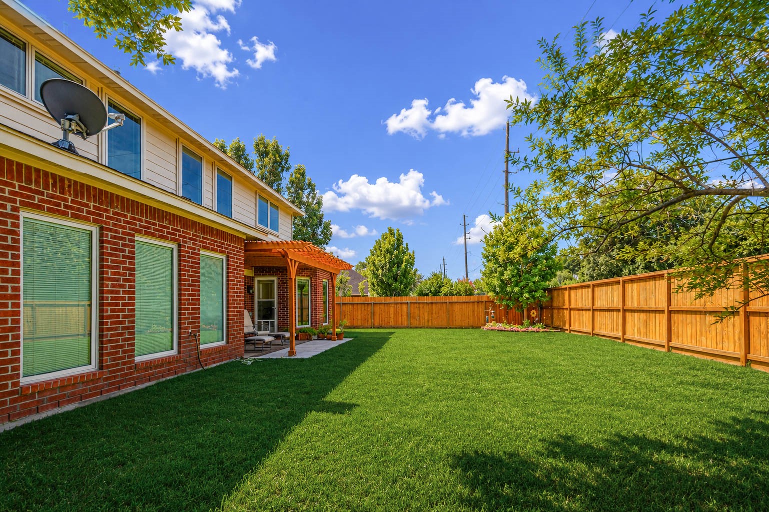 17311 Pikes Peek Court Property Photo 48