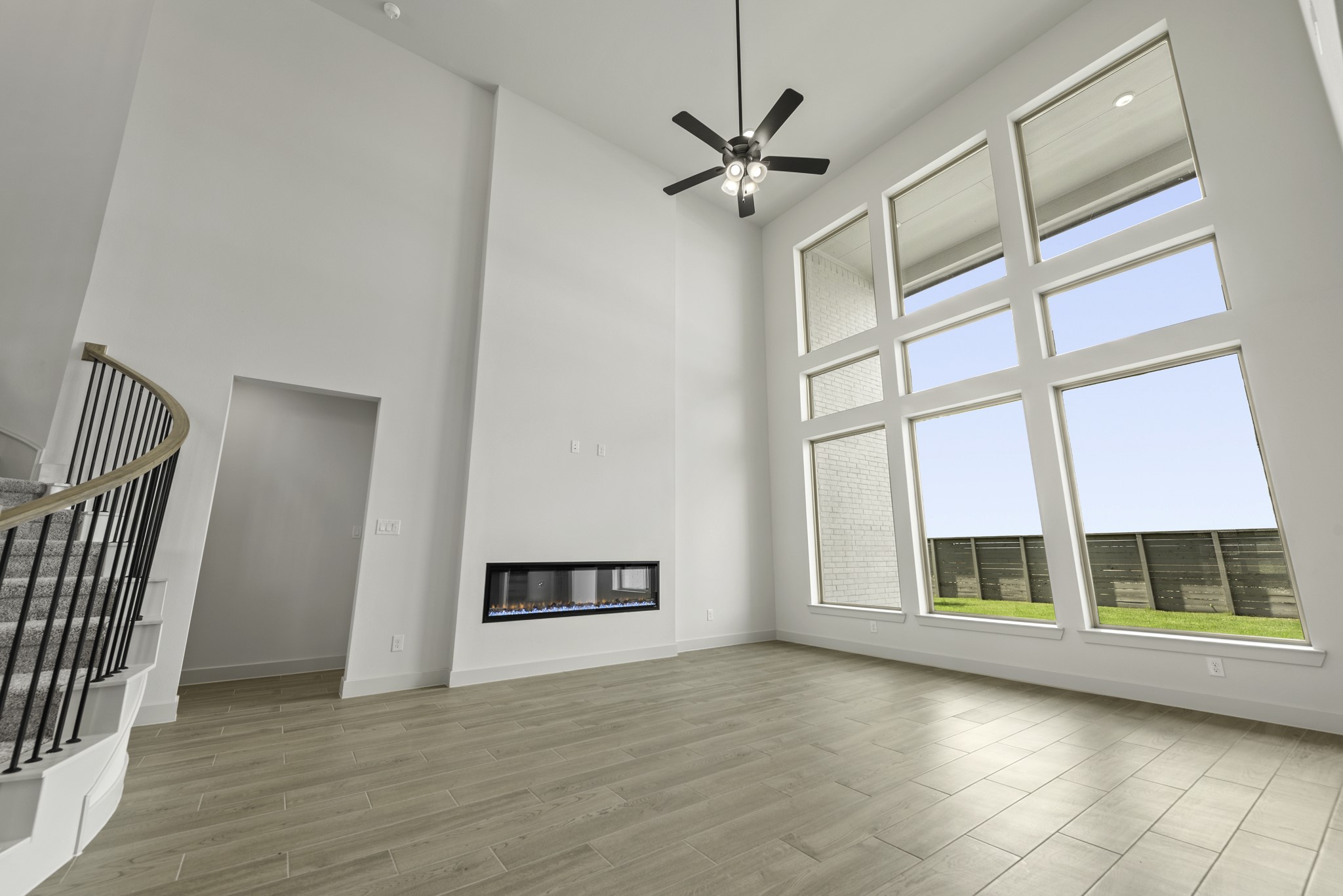 814 Caballos Drive Property Photo 4