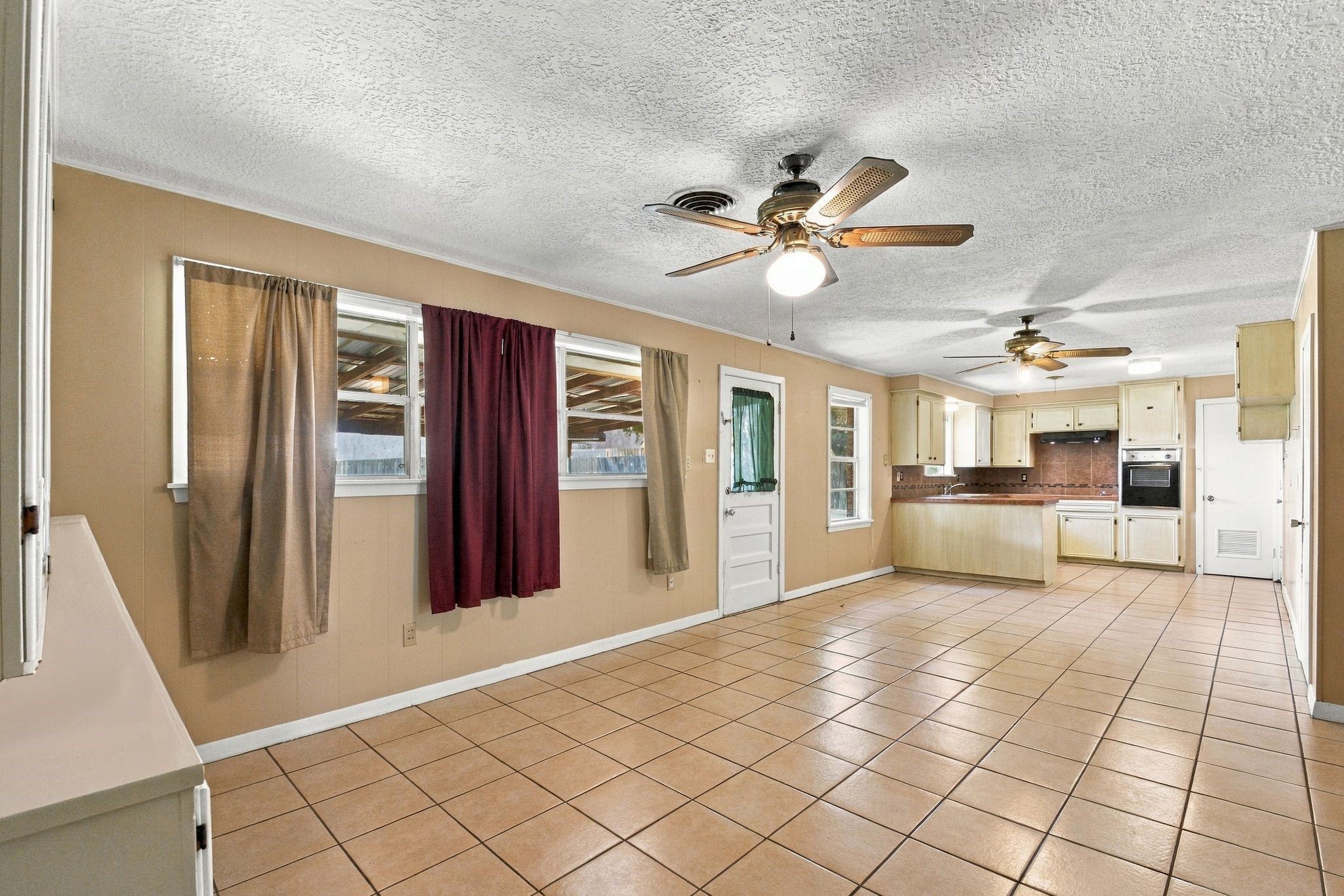 1305 Houston Street Property Photo 21