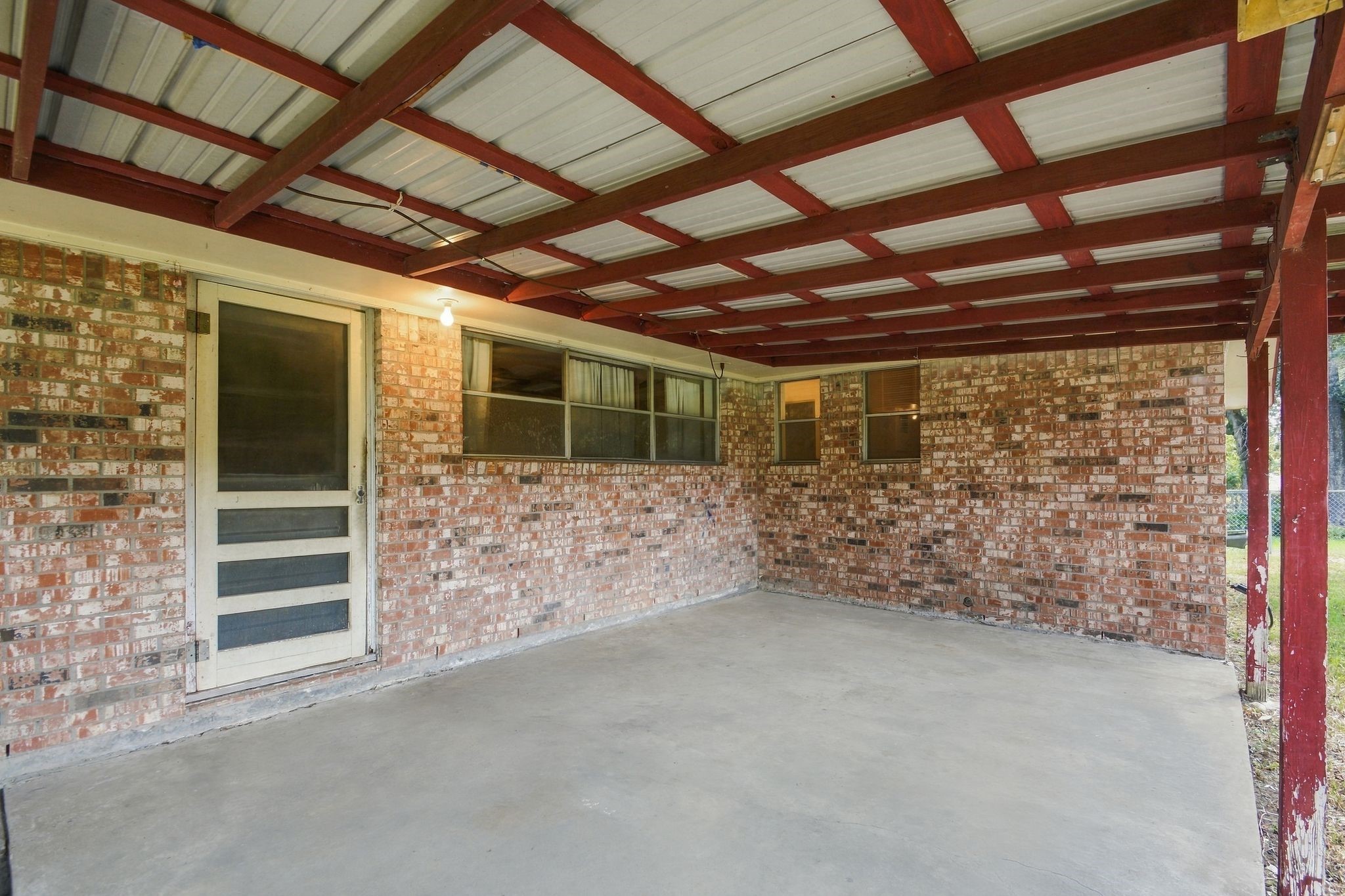 1305 Houston Street Property Photo 36
