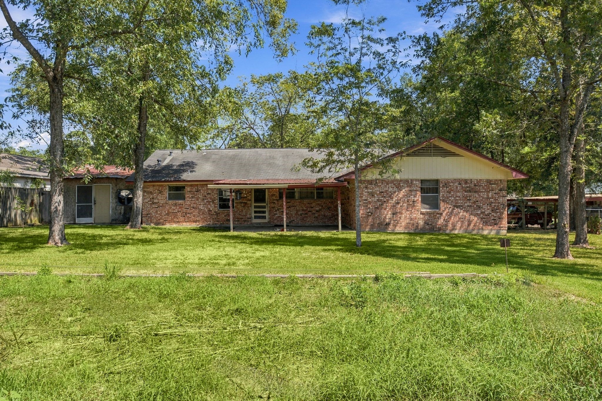 1305 Houston Street Property Photo 39