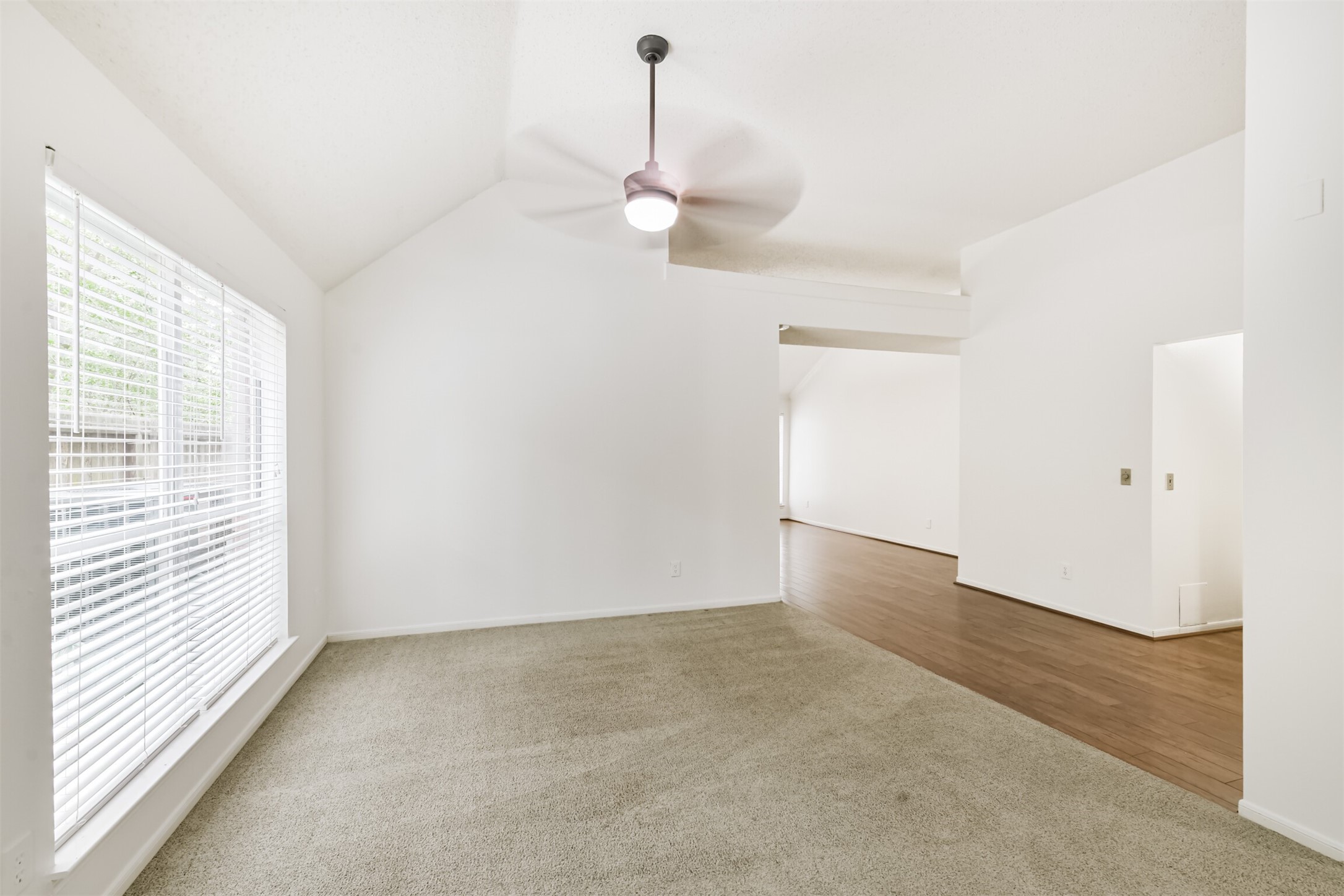 43 E Trillium Circle Property Photo 15