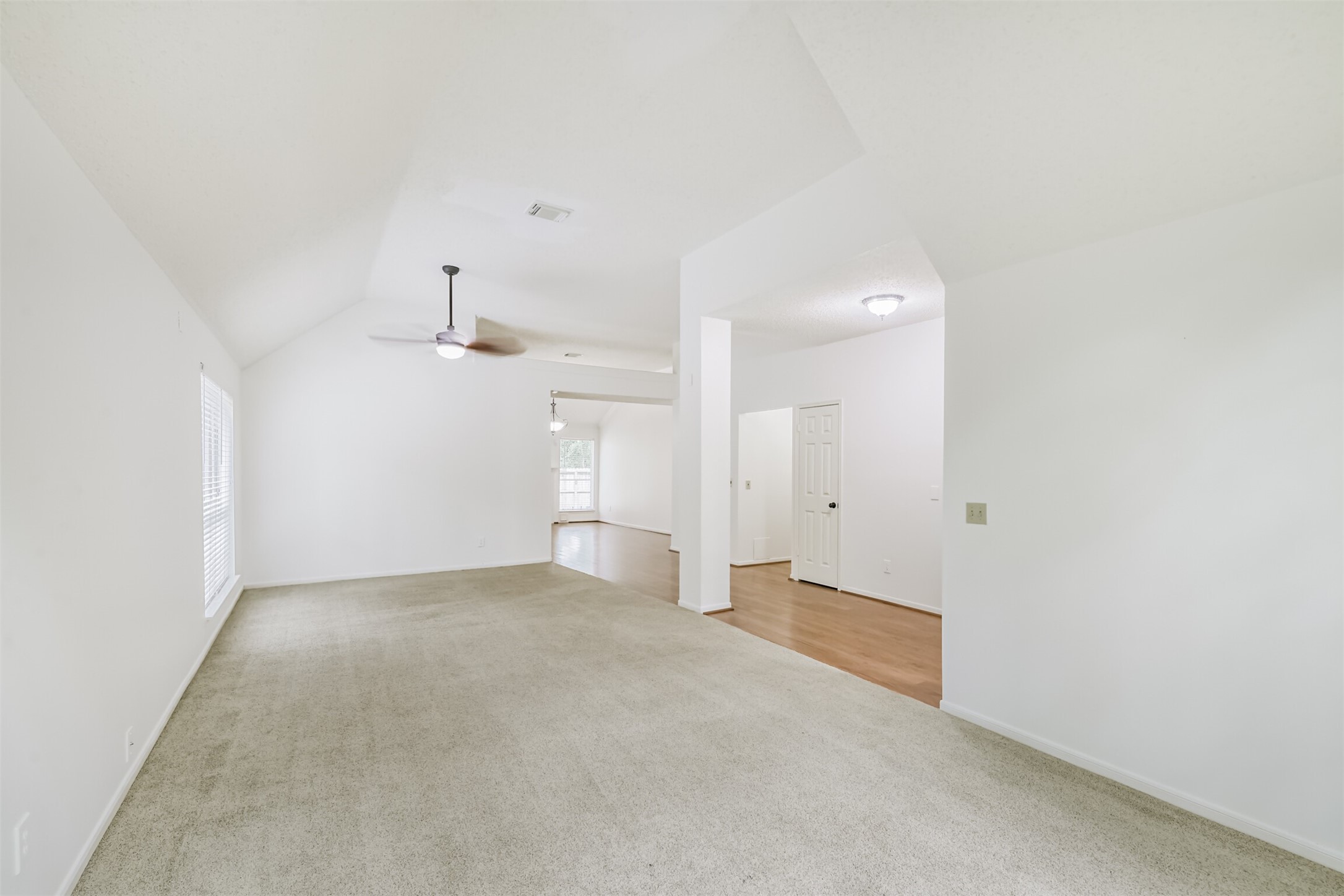 43 E Trillium Circle Property Photo 19