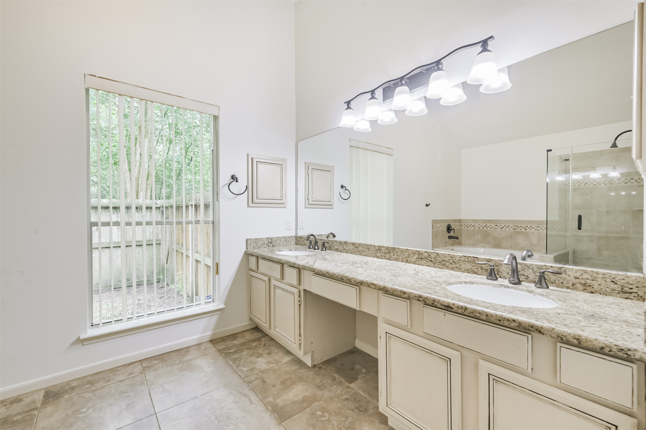43 E Trillium Circle Property Photo 24