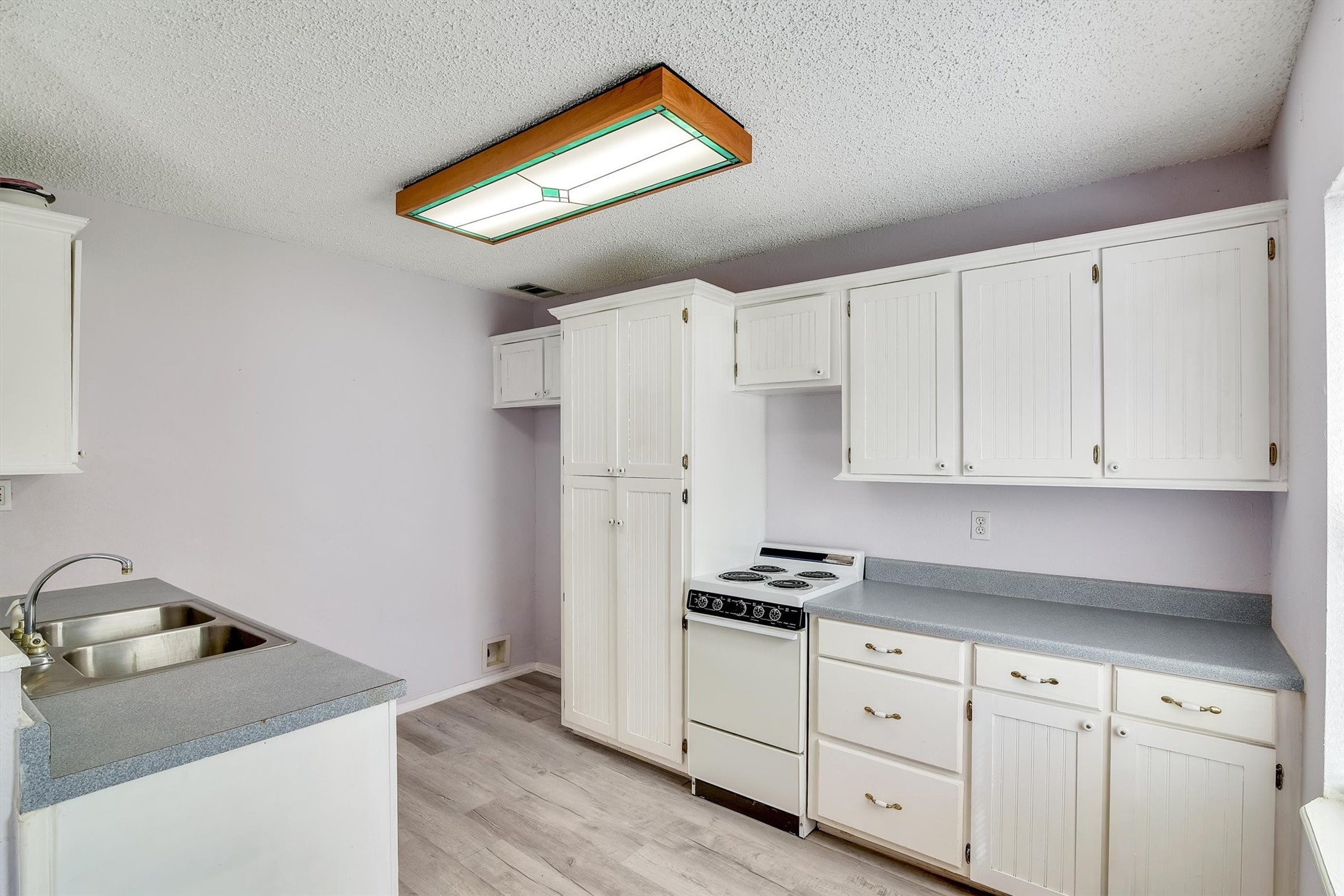 22210 Timber Ridge Drive Property Photo 35