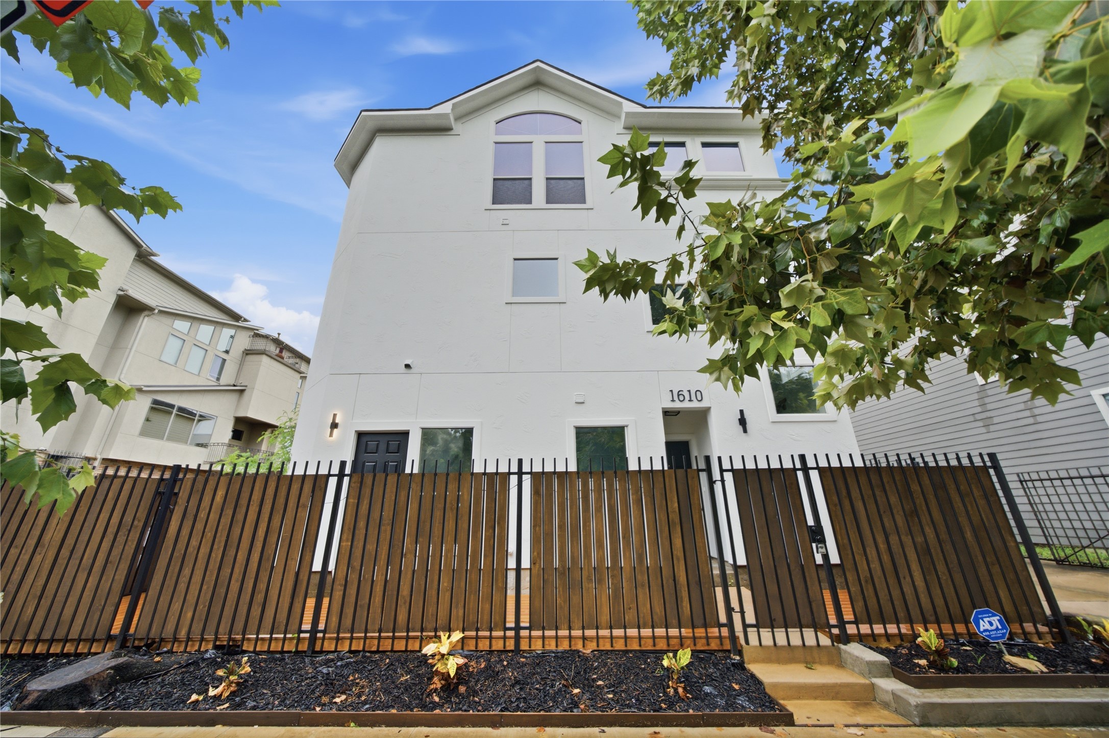 1610 Holman Street Property Photo 10