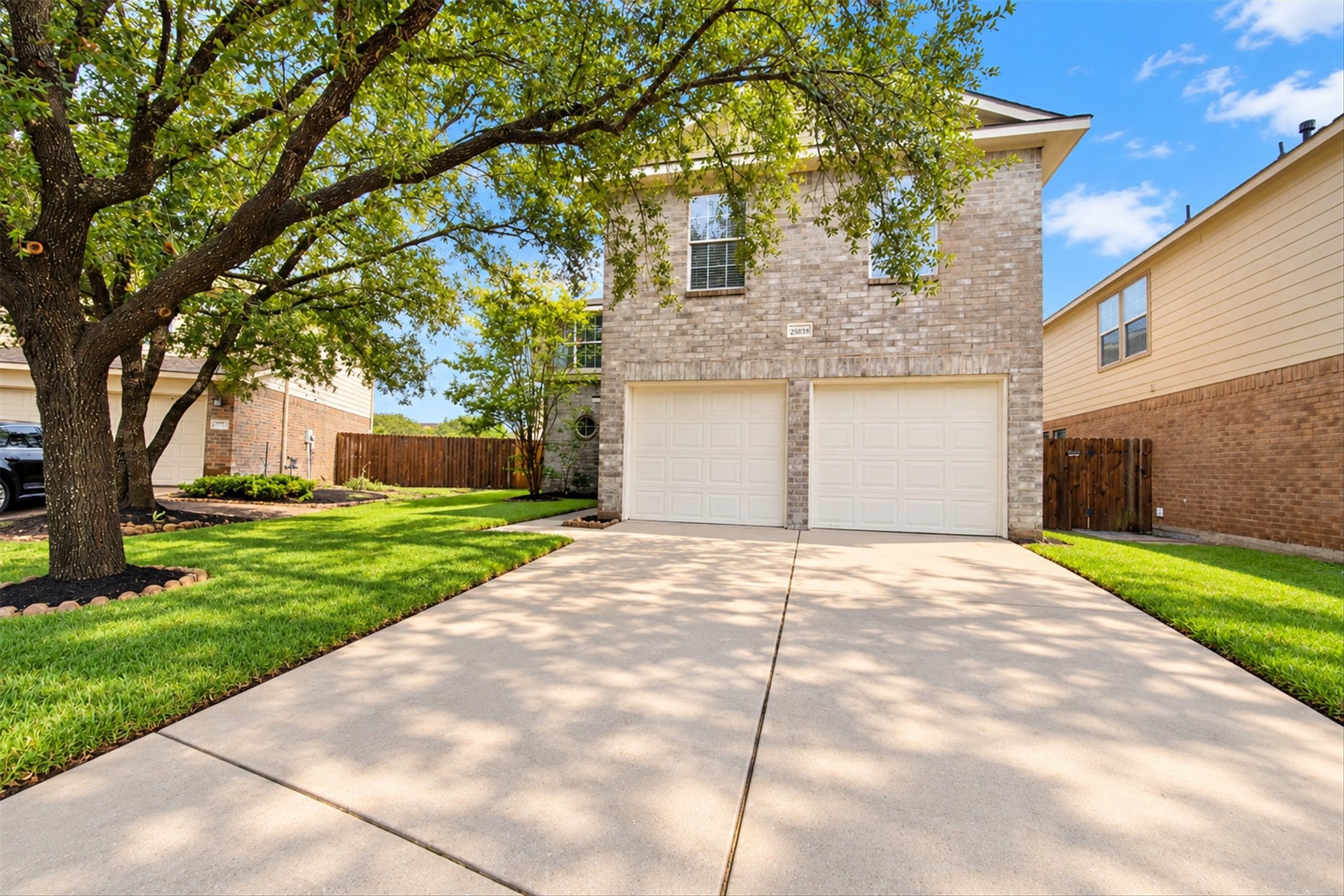 25039 Galium Meadows Property Photo 1