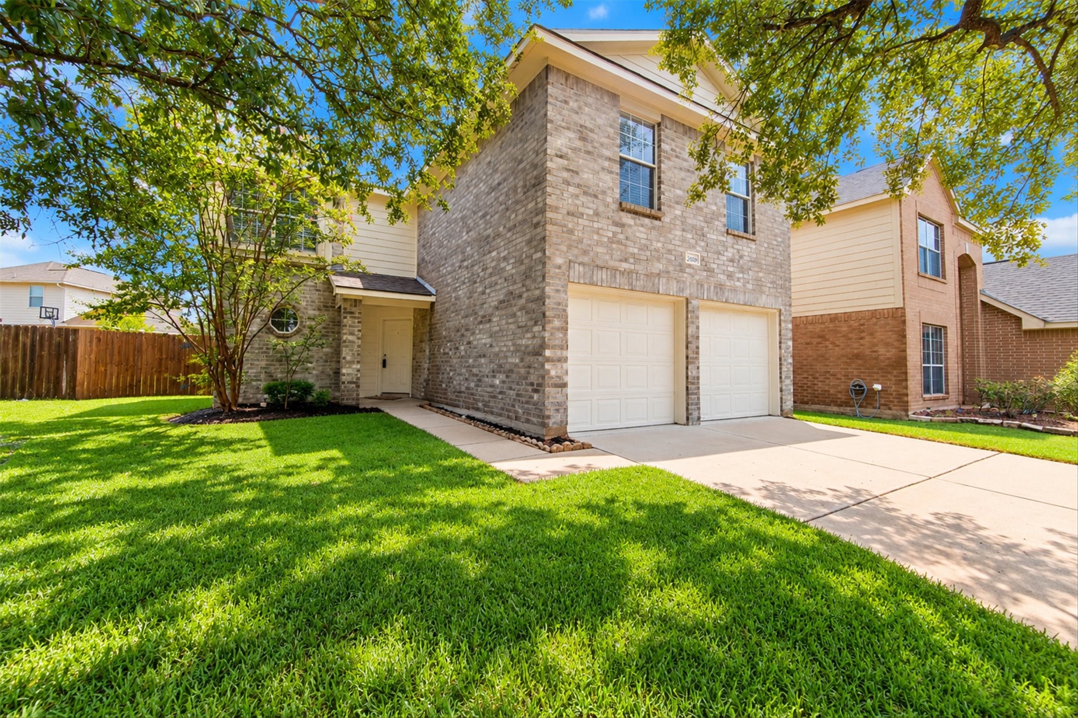 25039 Galium Meadows Property Photo 3