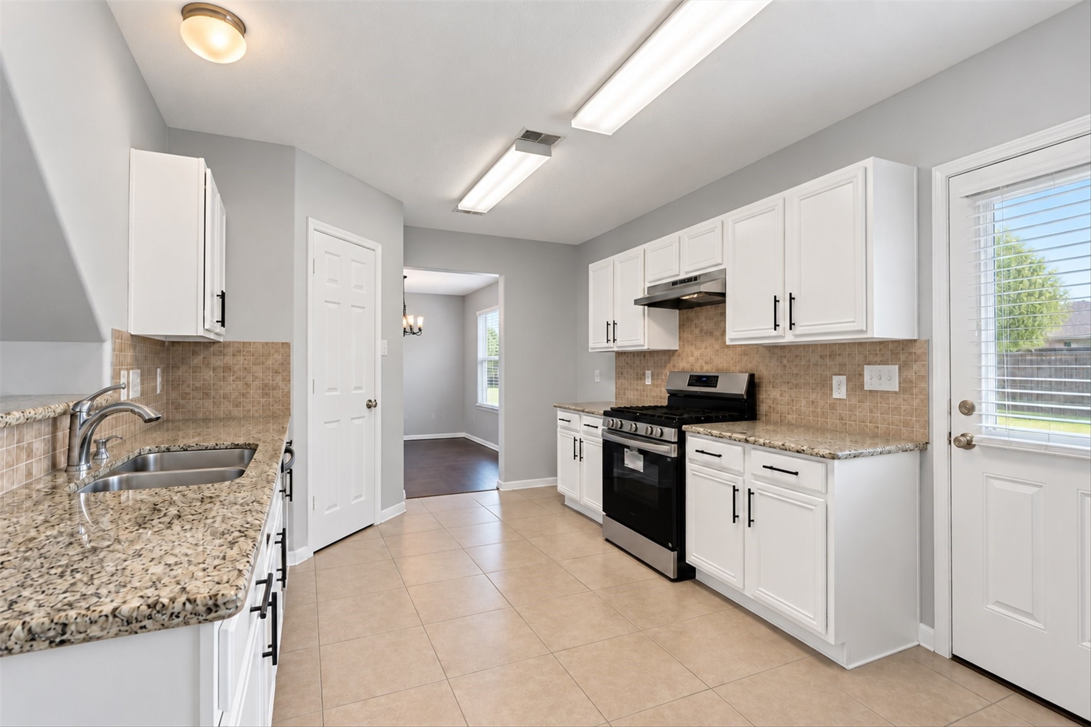 25039 Galium Meadows Property Photo 11