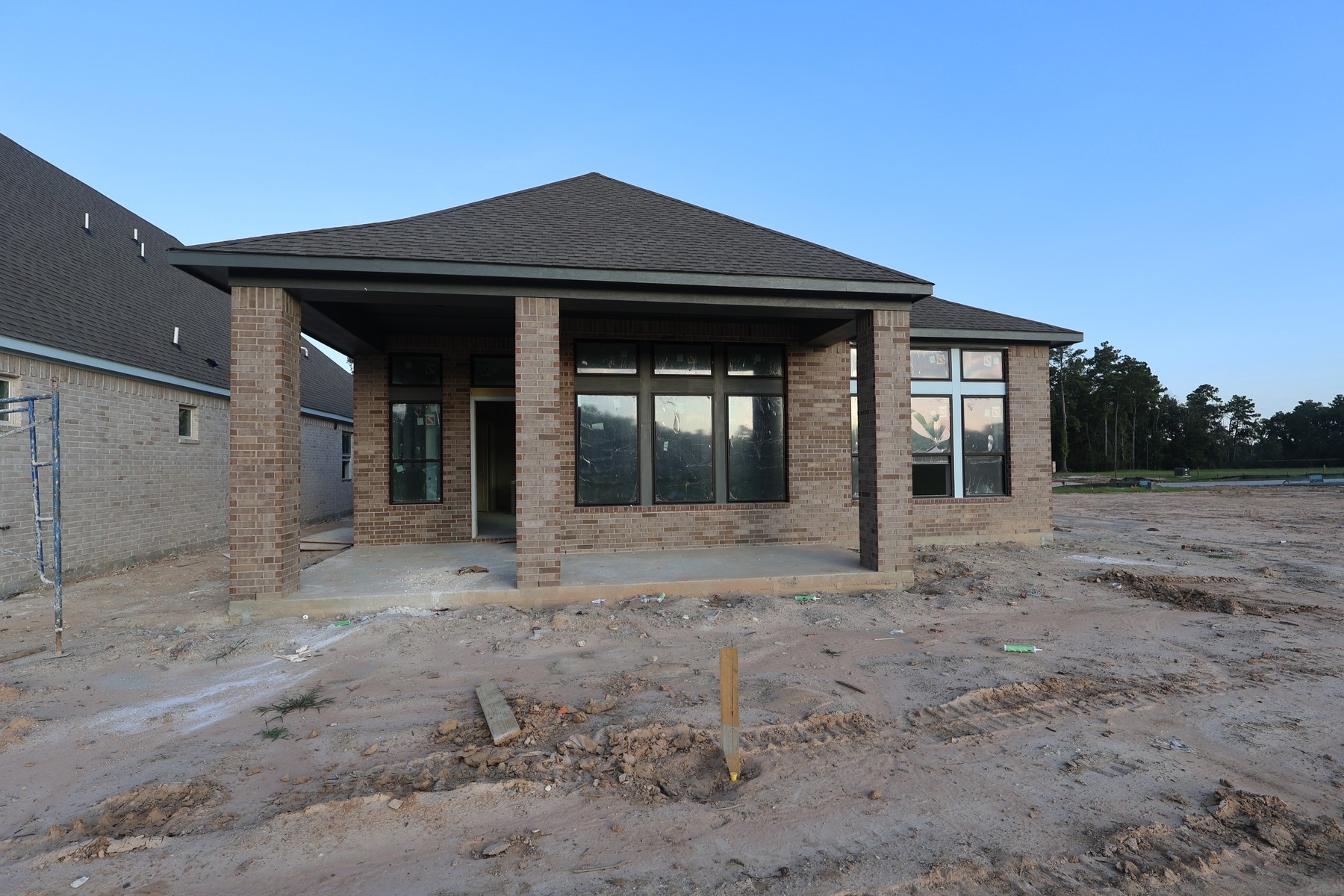 21932 Rolling Greens Road Property Photo 6