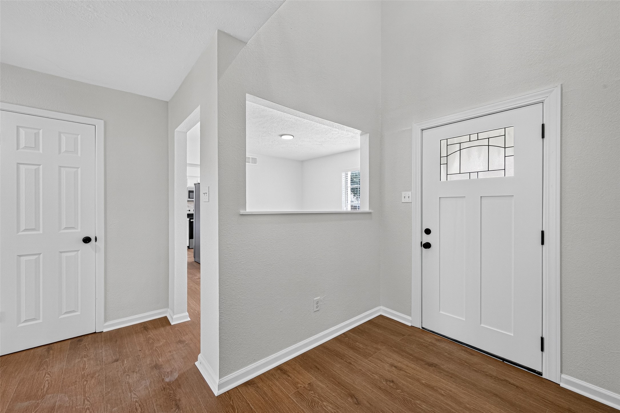 10102 Old Towne Lane Property Photo 7