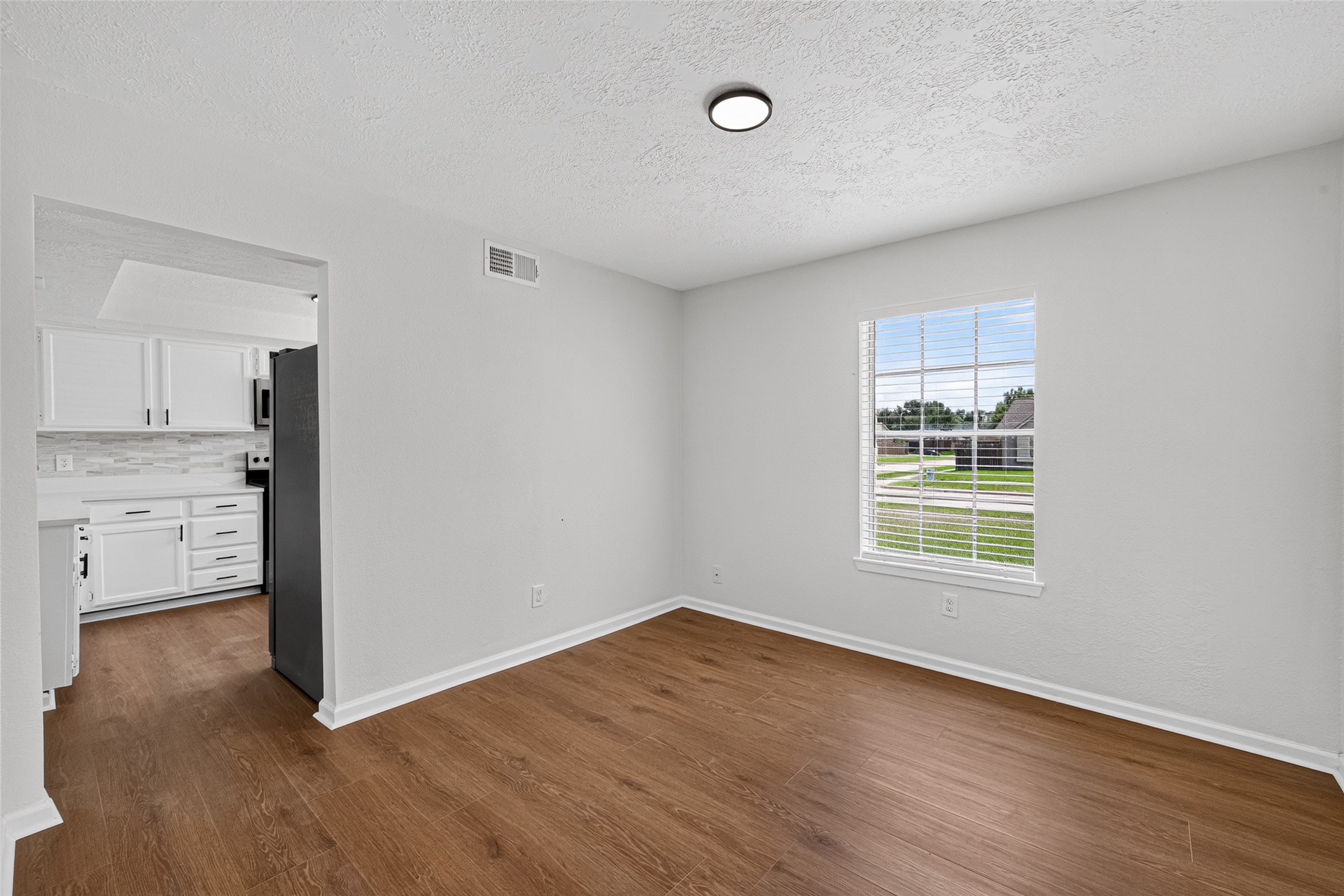 10102 Old Towne Lane Property Photo 13