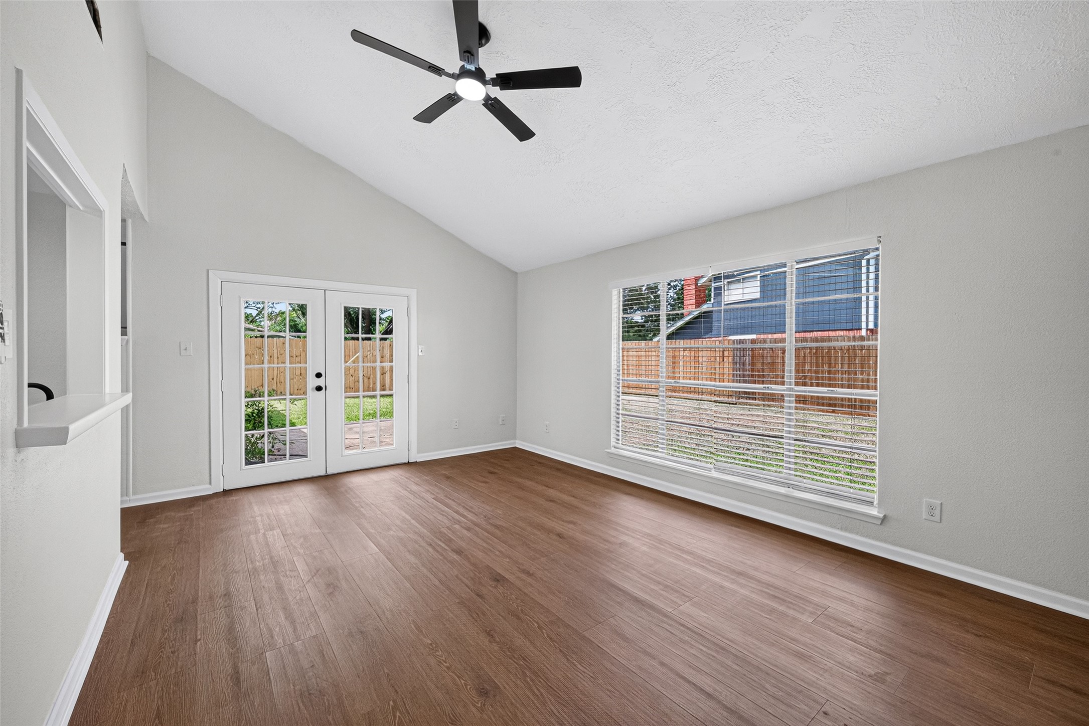 10102 Old Towne Lane Property Photo 23